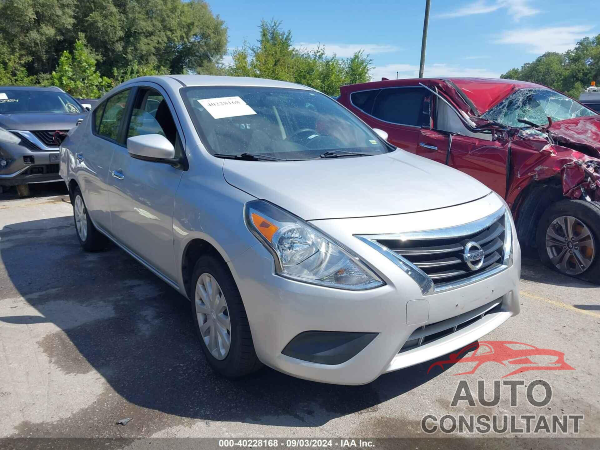 NISSAN VERSA 2019 - 3N1CN7AP4KL846935