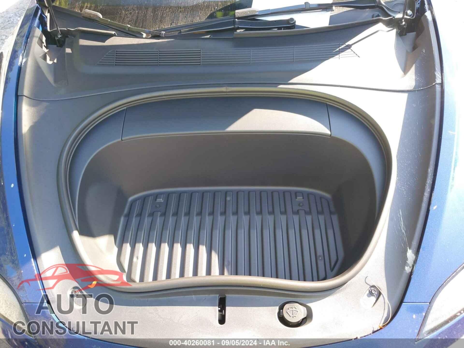 TESLA MODEL 3 2024 - 5YJ3E1EB4RF770215