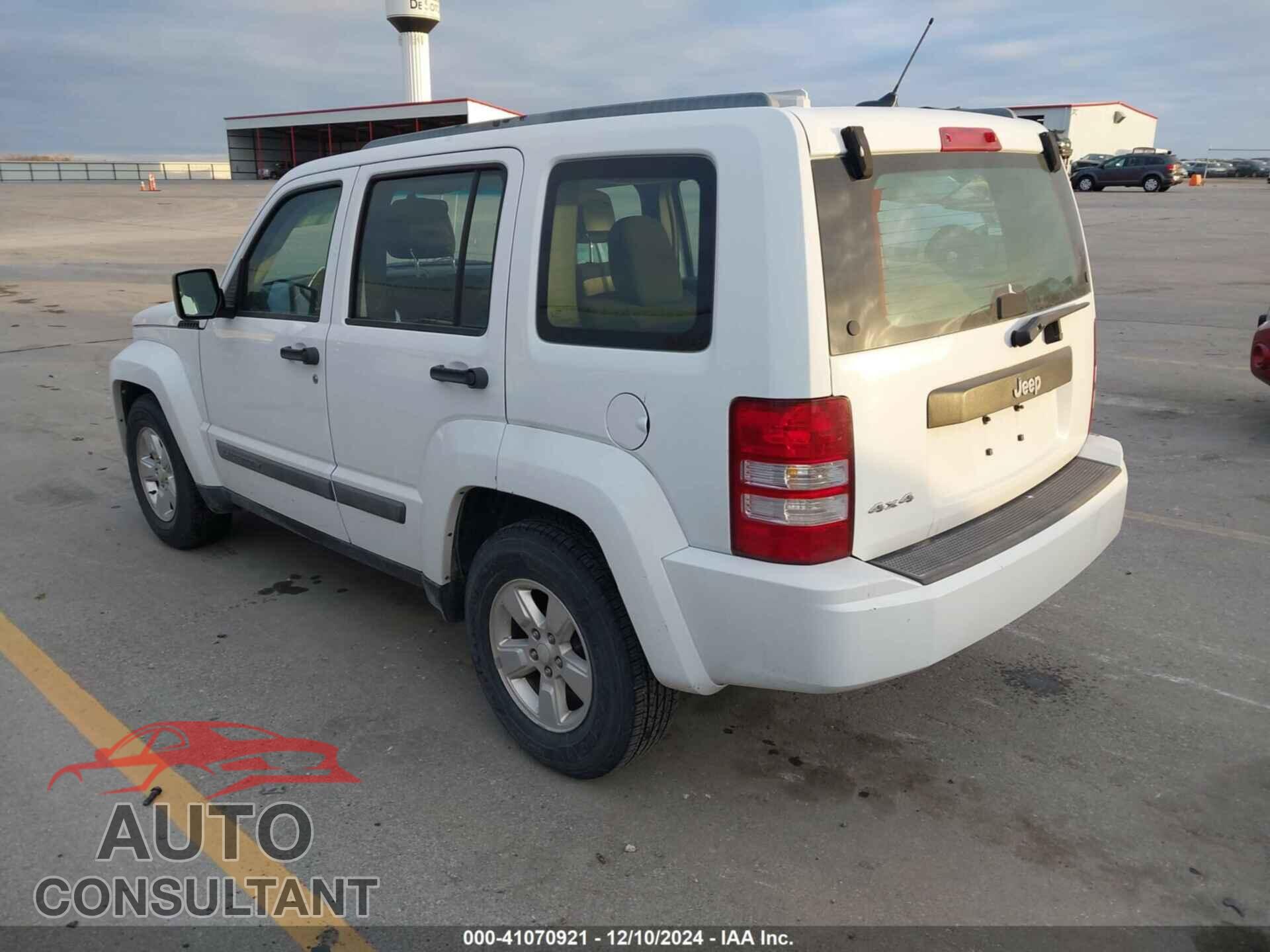 JEEP LIBERTY 2011 - 1J4PN2GK4BW580656
