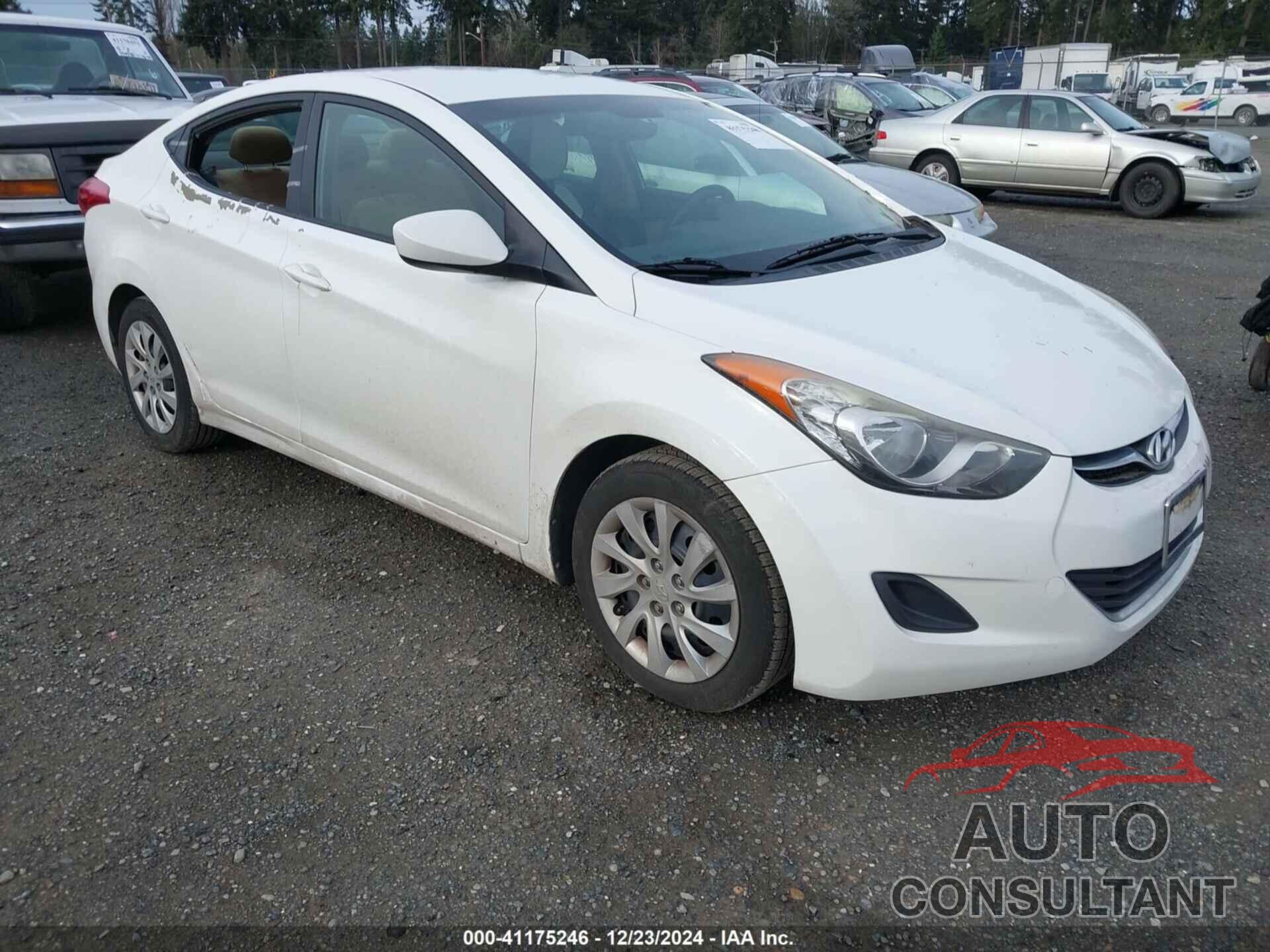 HYUNDAI ELANTRA 2012 - 5NPDH4AE0CH111697