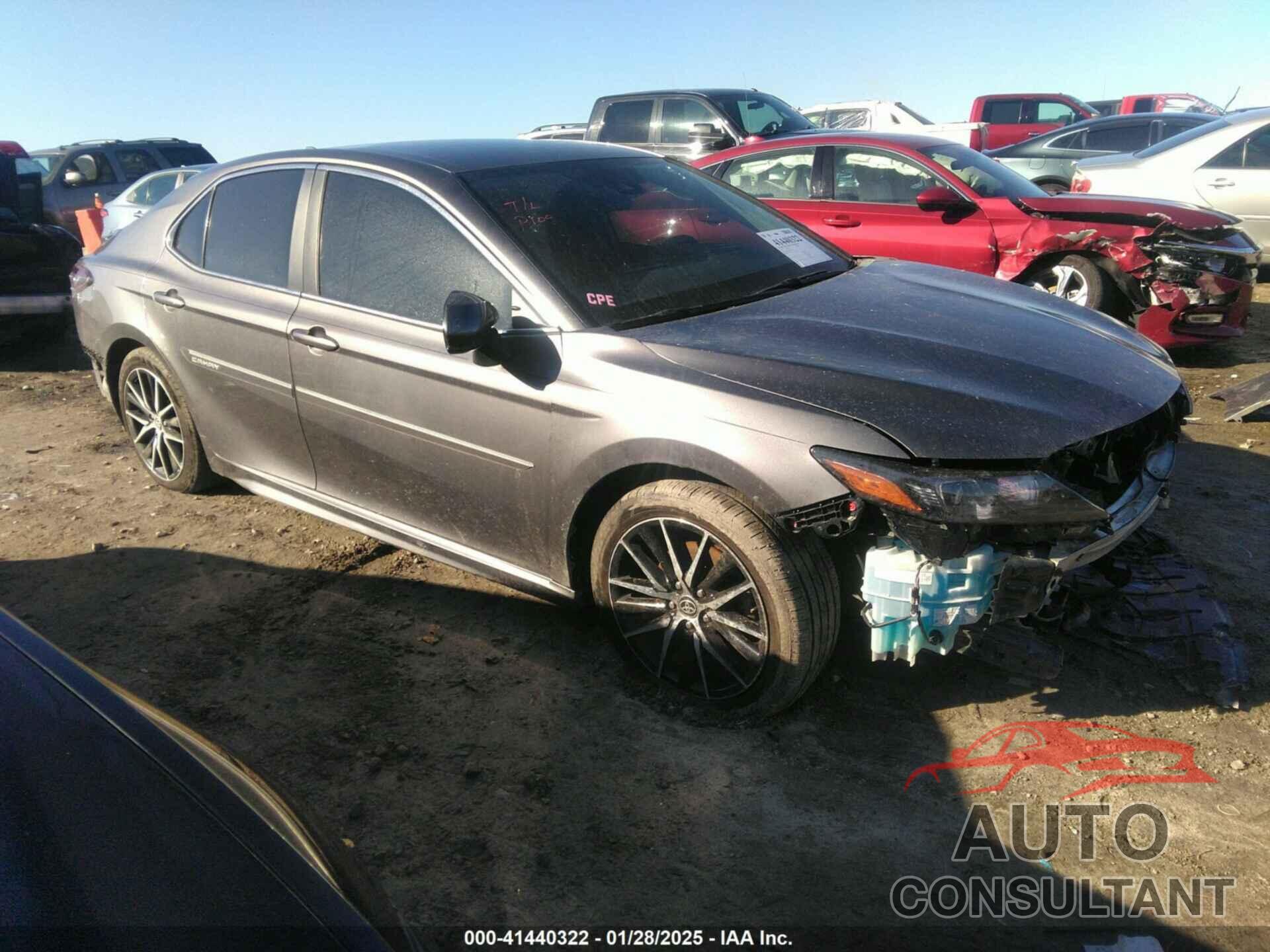 TOYOTA CAMRY 2021 - 4T1G11AKXMU517026