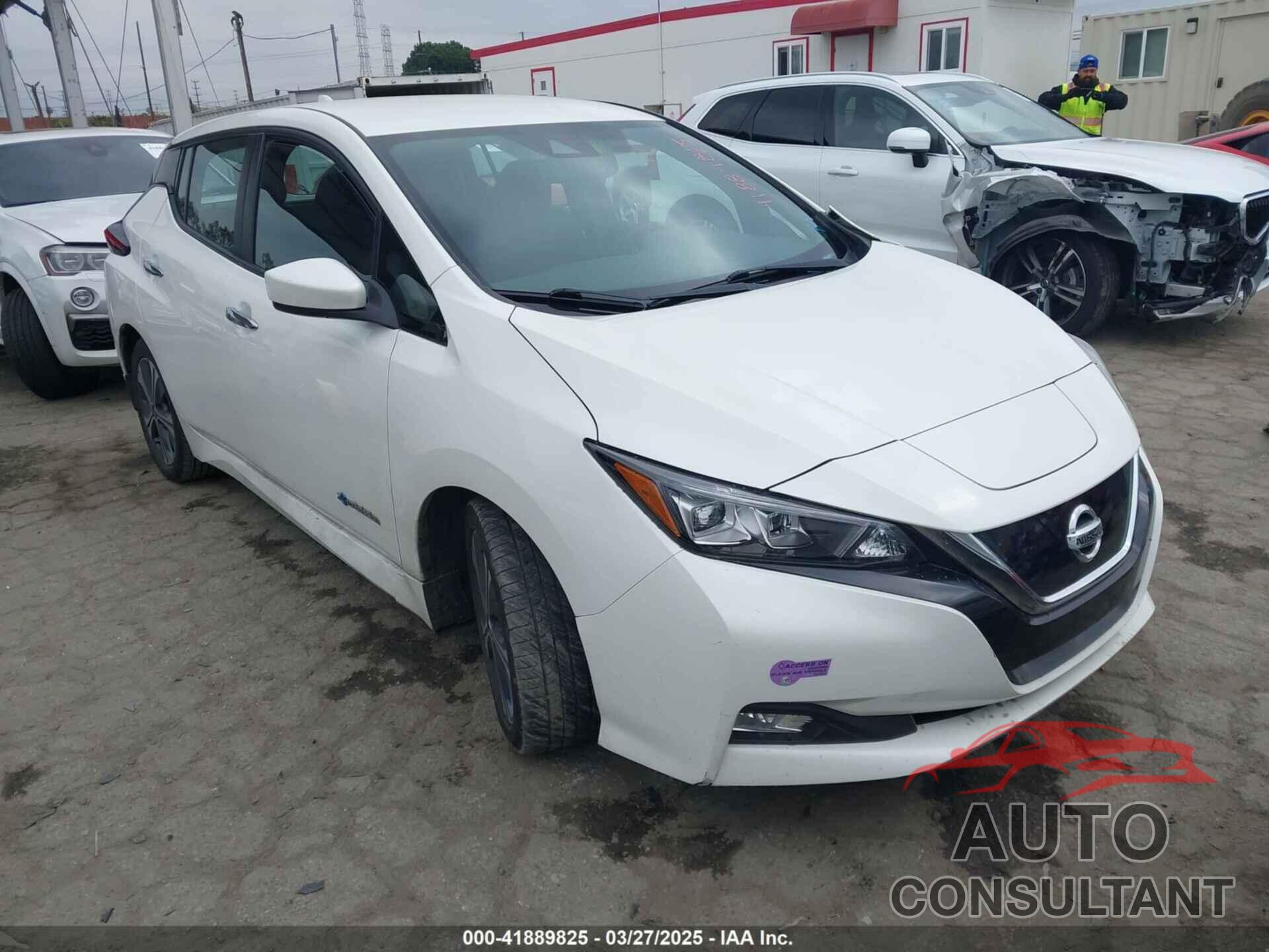 NISSAN LEAF 2019 - 1N4AZ1CP7KC303678