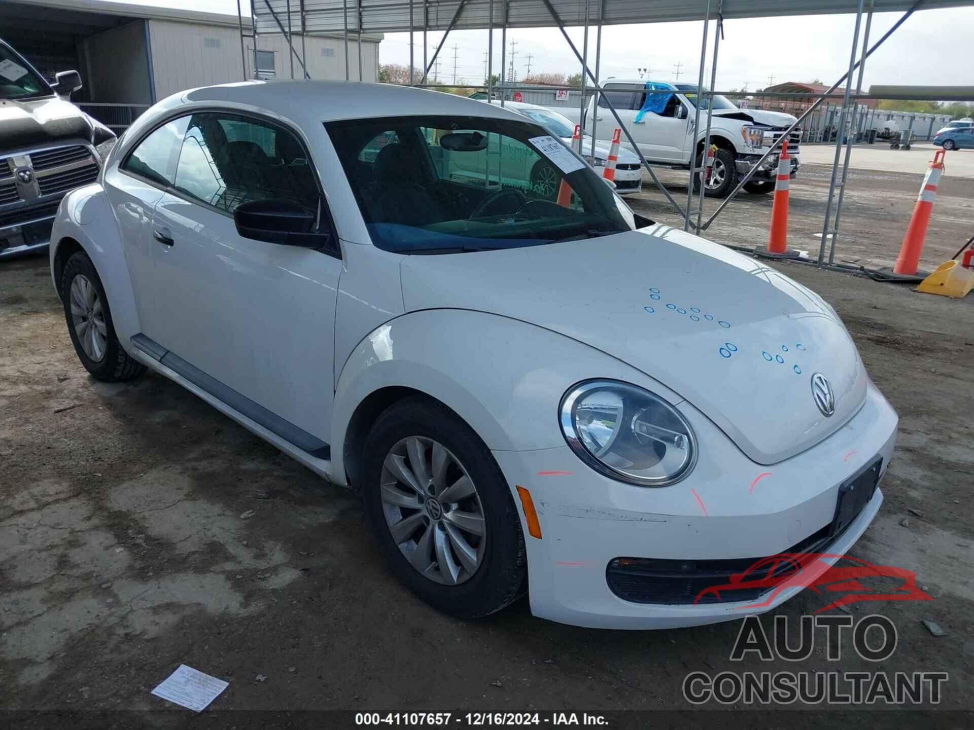 VOLKSWAGEN BEETLE 2013 - 3VWFP7AT9DM643860