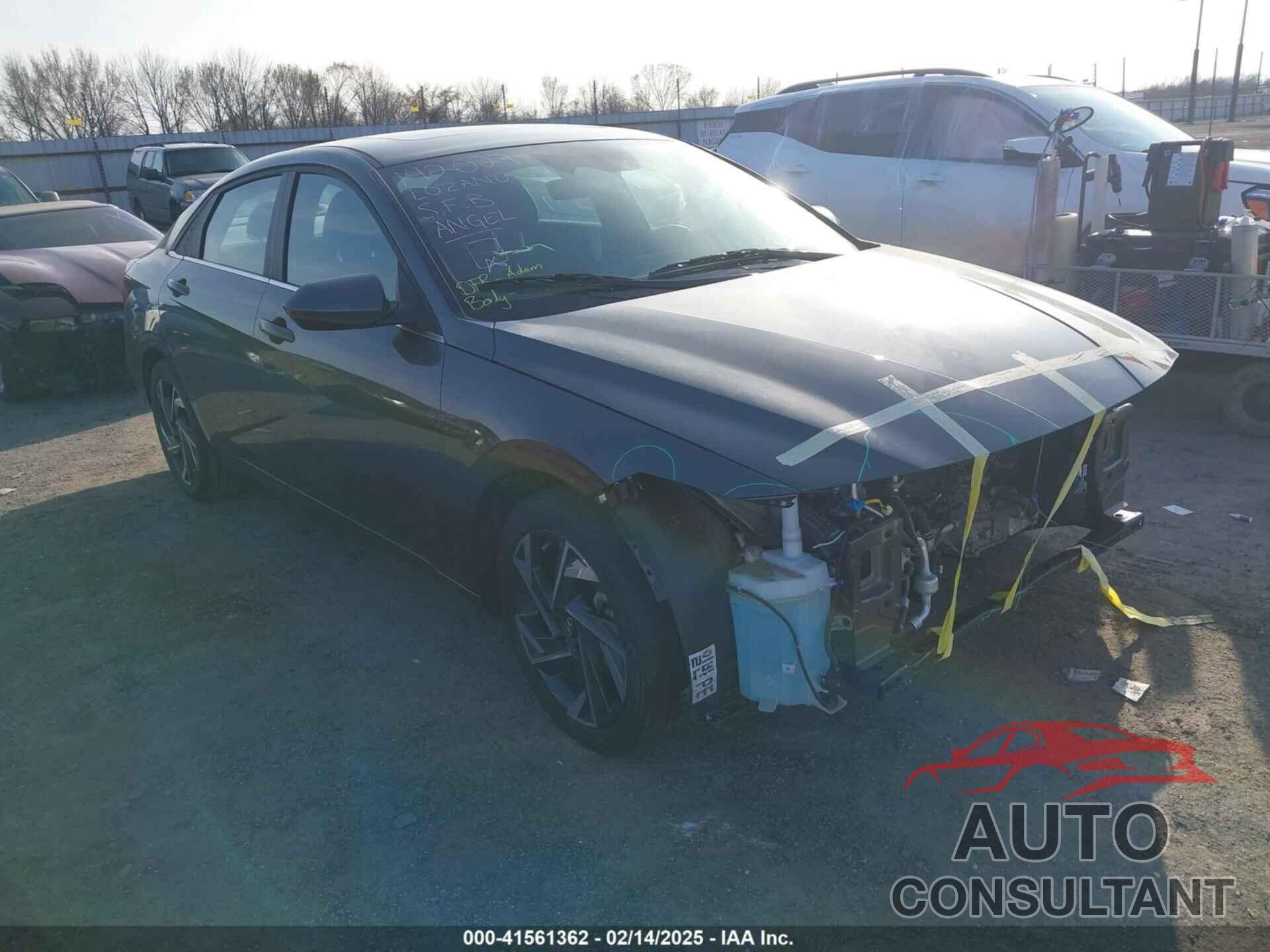 HYUNDAI ELANTRA 2024 - KMHLS4DG8RU727555