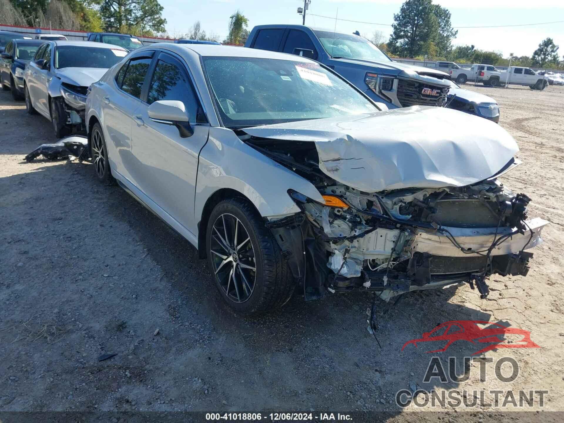 TOYOTA CAMRY 2024 - 4T1G11AK6RU189854