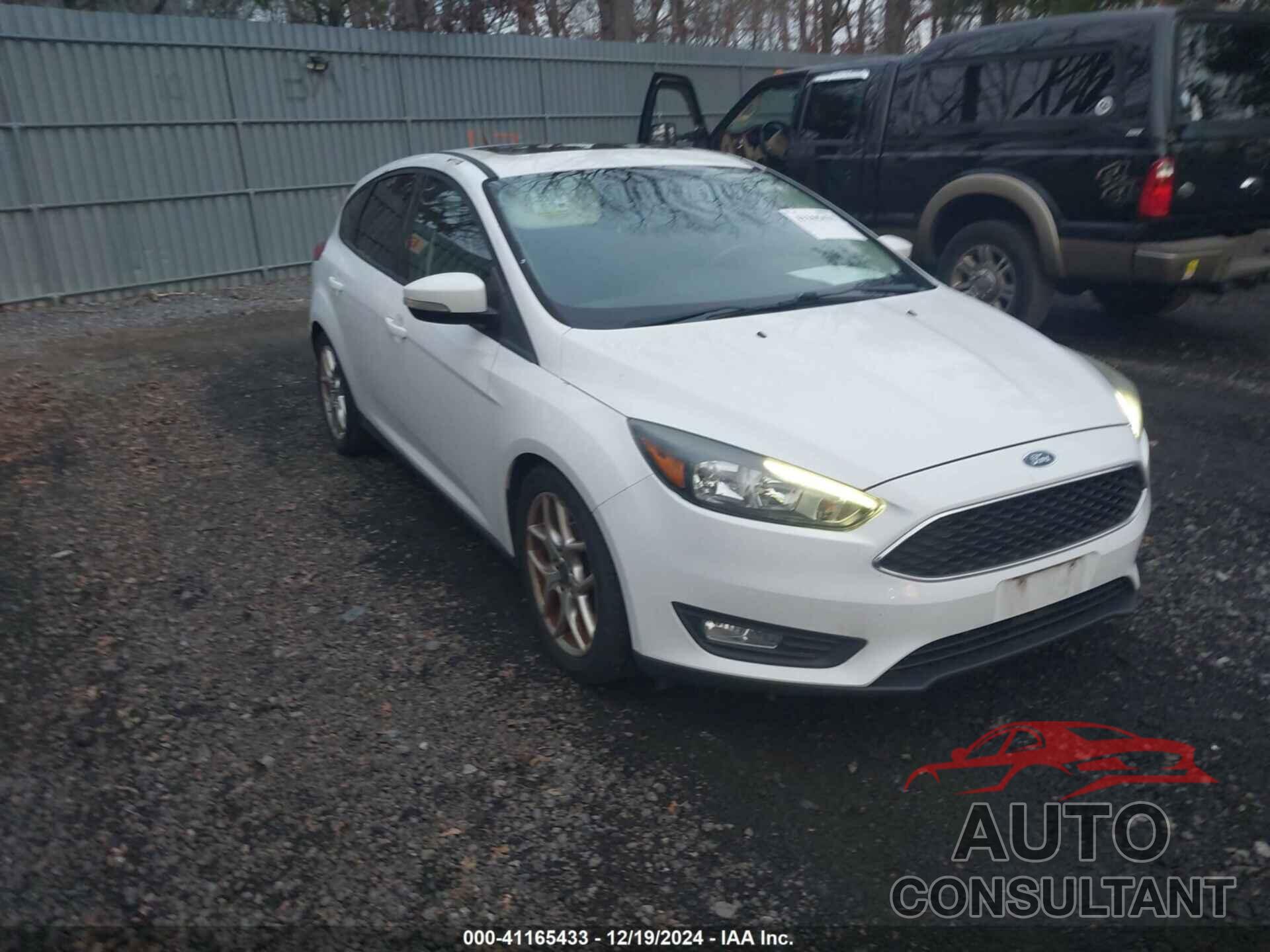 FORD FOCUS 2015 - 1FADP3K29FL308486