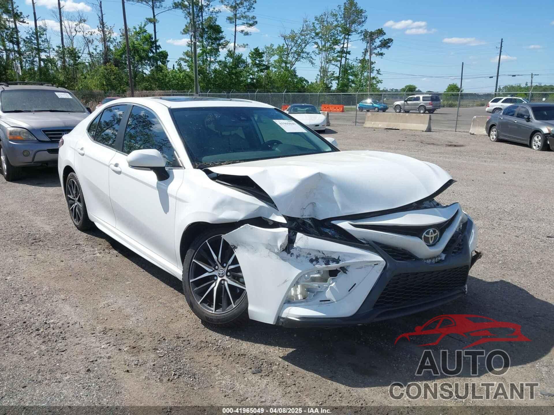 TOYOTA CAMRY 2021 - 4T1T11AK3MU594562