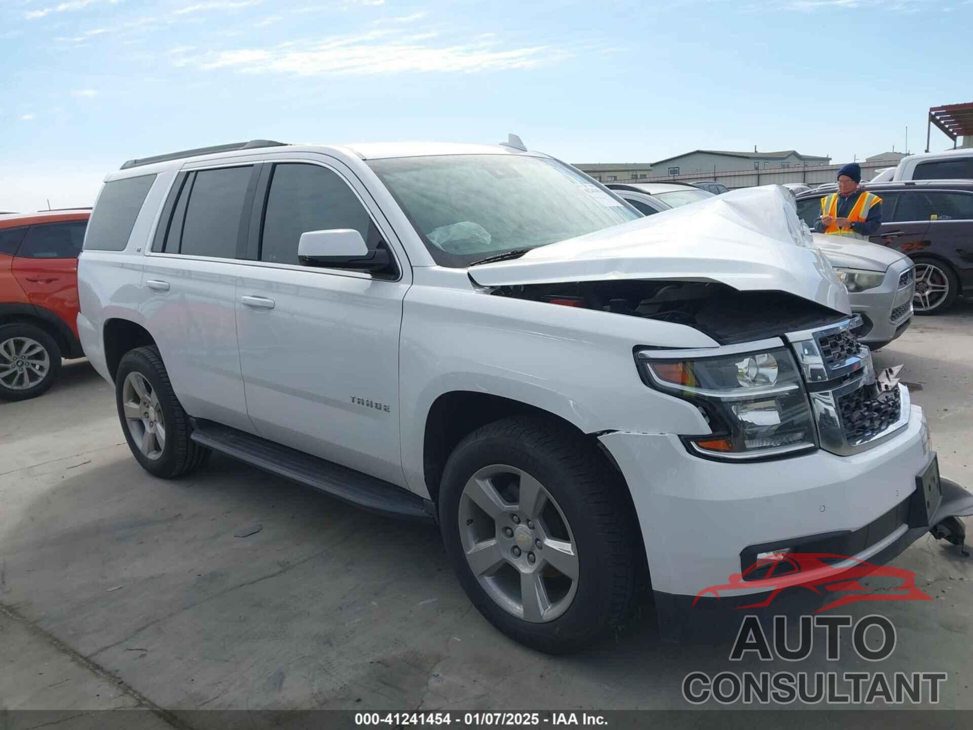 CHEVROLET TAHOE 2018 - 1GNSCBKC0JR193421