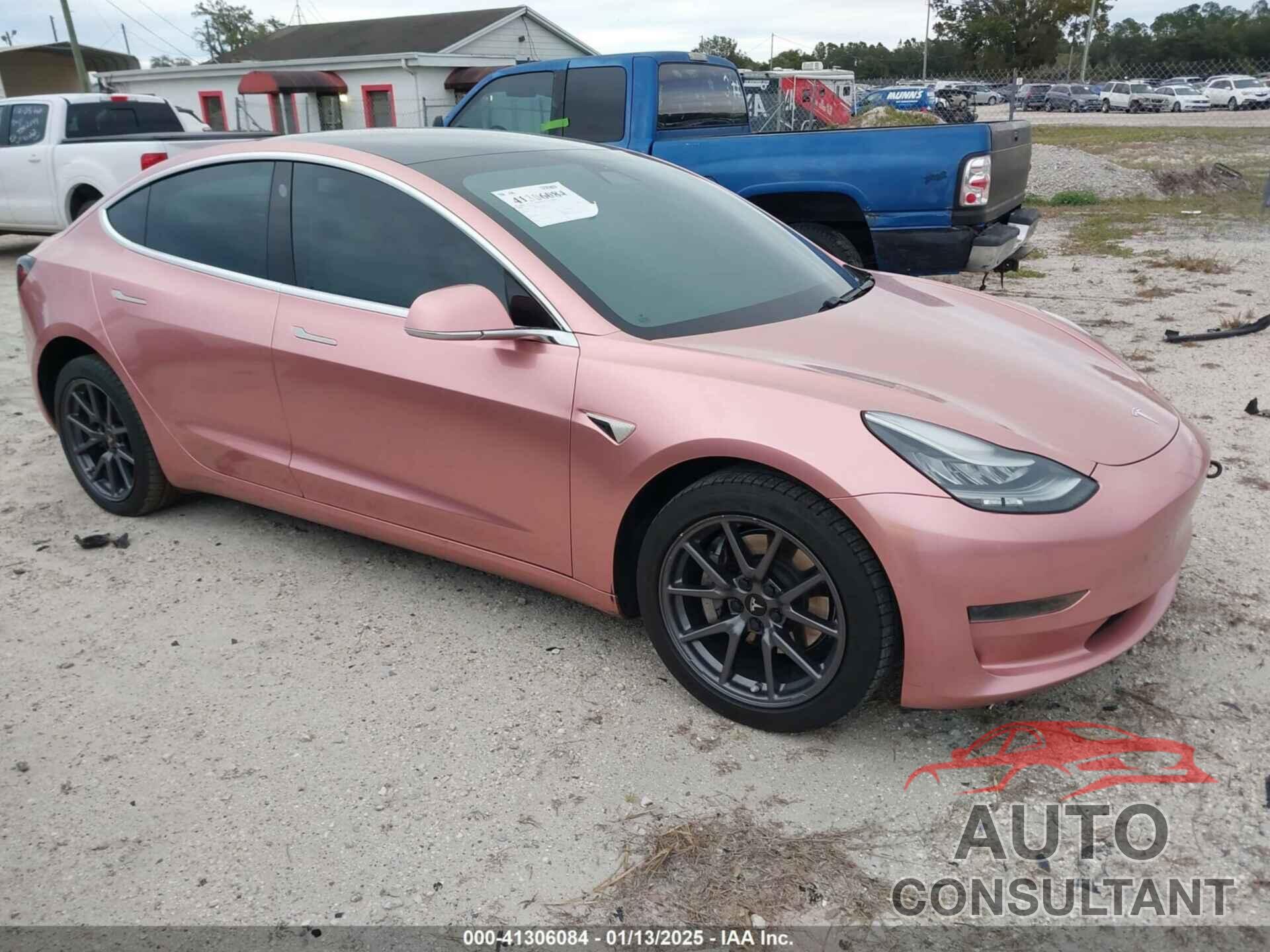 TESLA MODEL 3 2020 - 5YJ3E1EA2LF740984