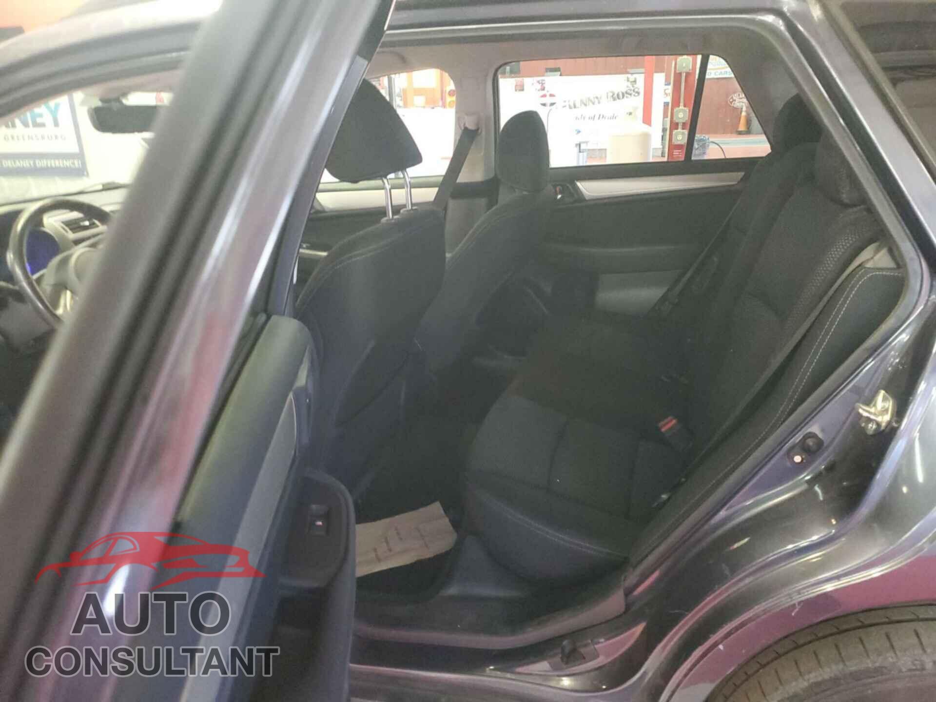 SUBARU OUTBACK 2017 - 4S4BSAFC8H3399501