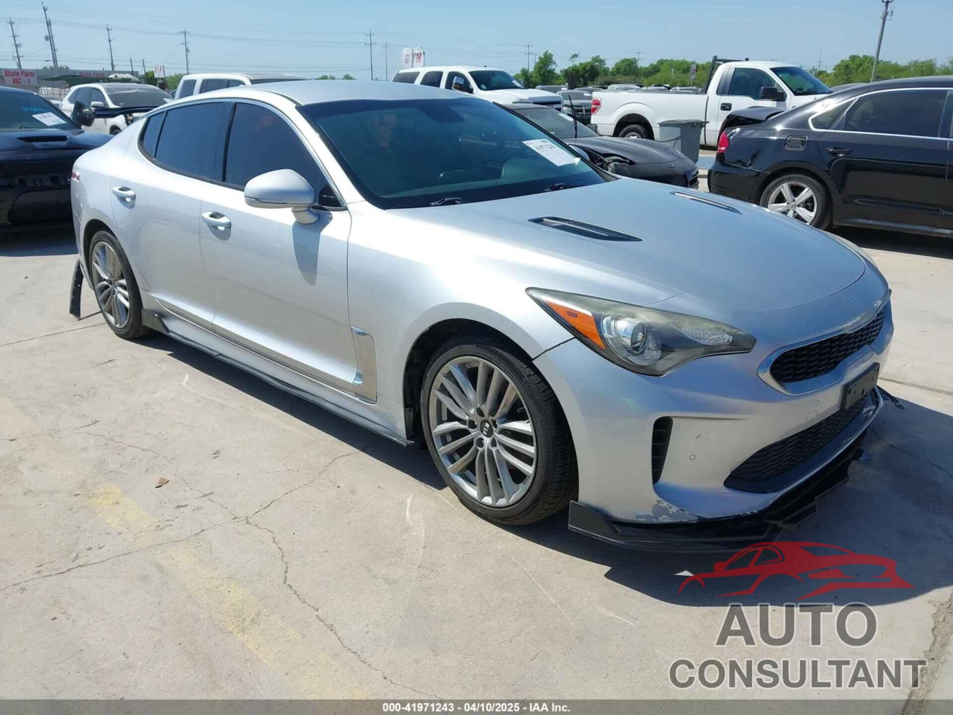 KIA STINGER 2018 - KNAE15LA8J6033022