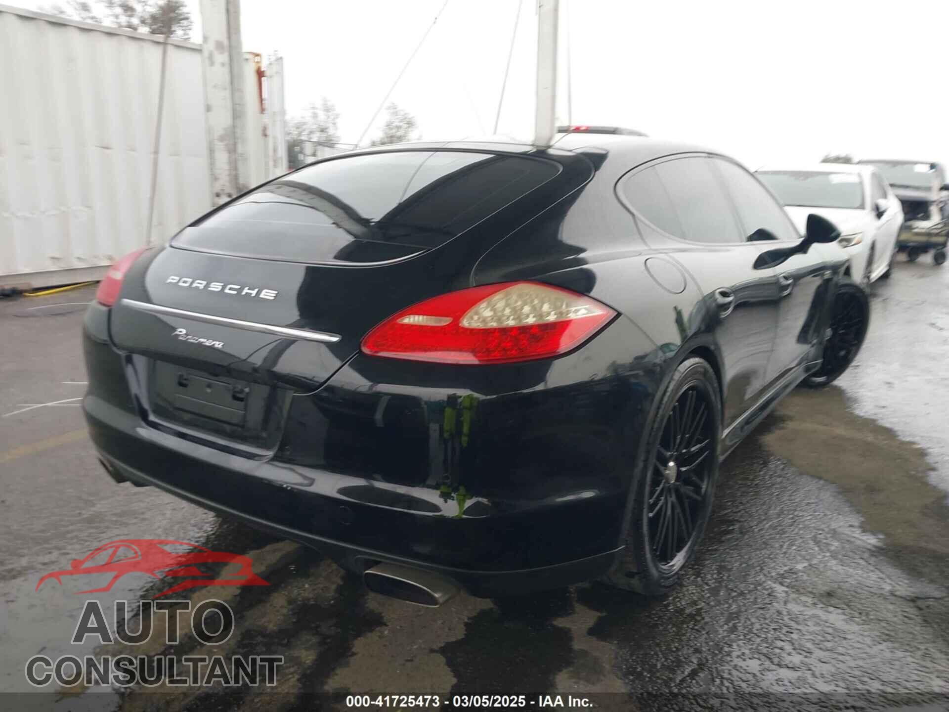 PORSCHE PANAMERA 2011 - WP0AA2A74BL017295