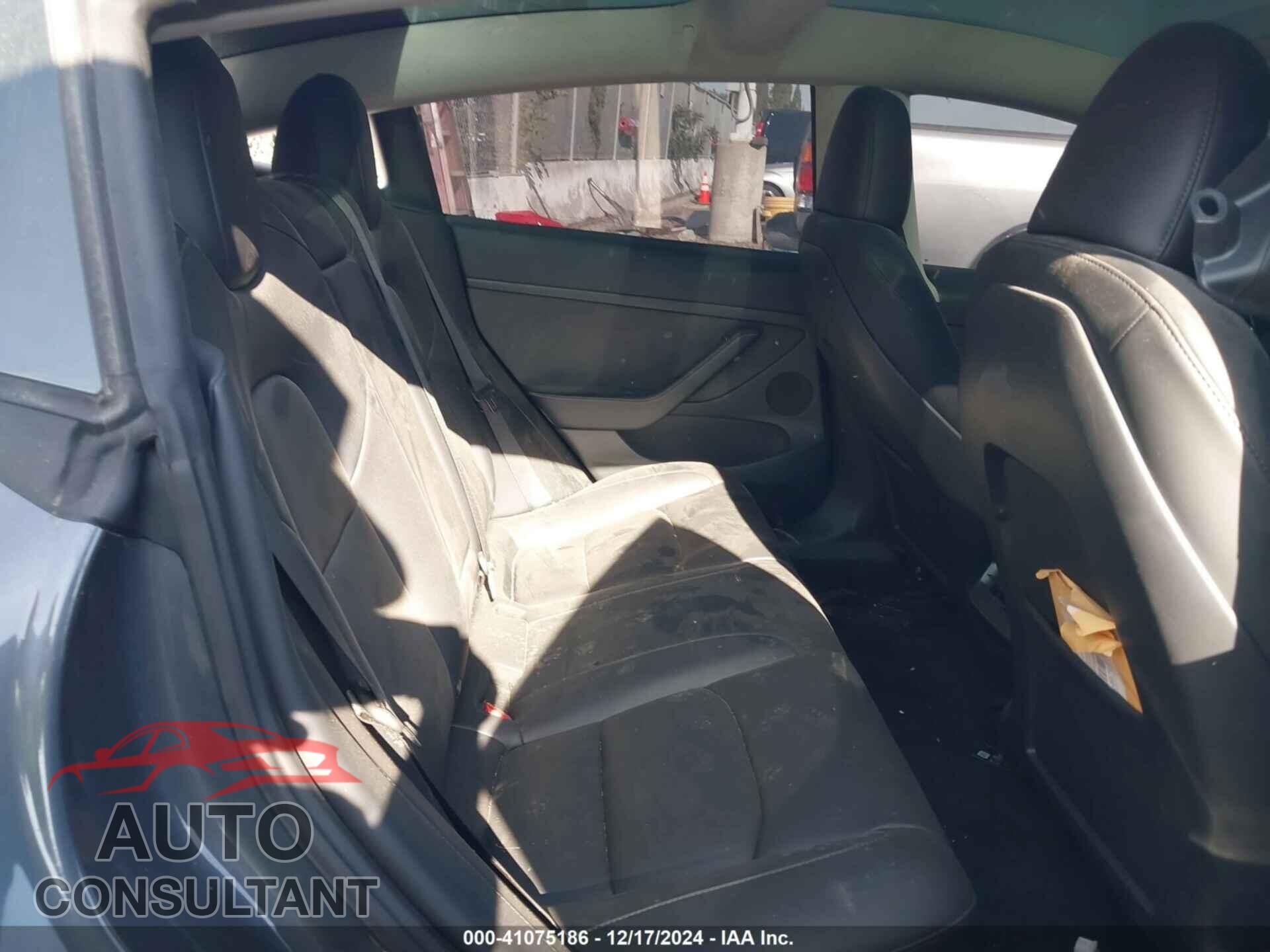 TESLA MODEL 3 2023 - 5YJ3E1EA7PF652860