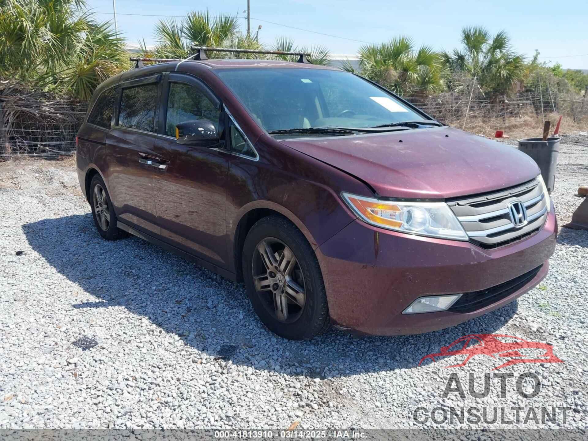 HONDA ODYSSEY 2013 - 5FNRL5H96DB037947