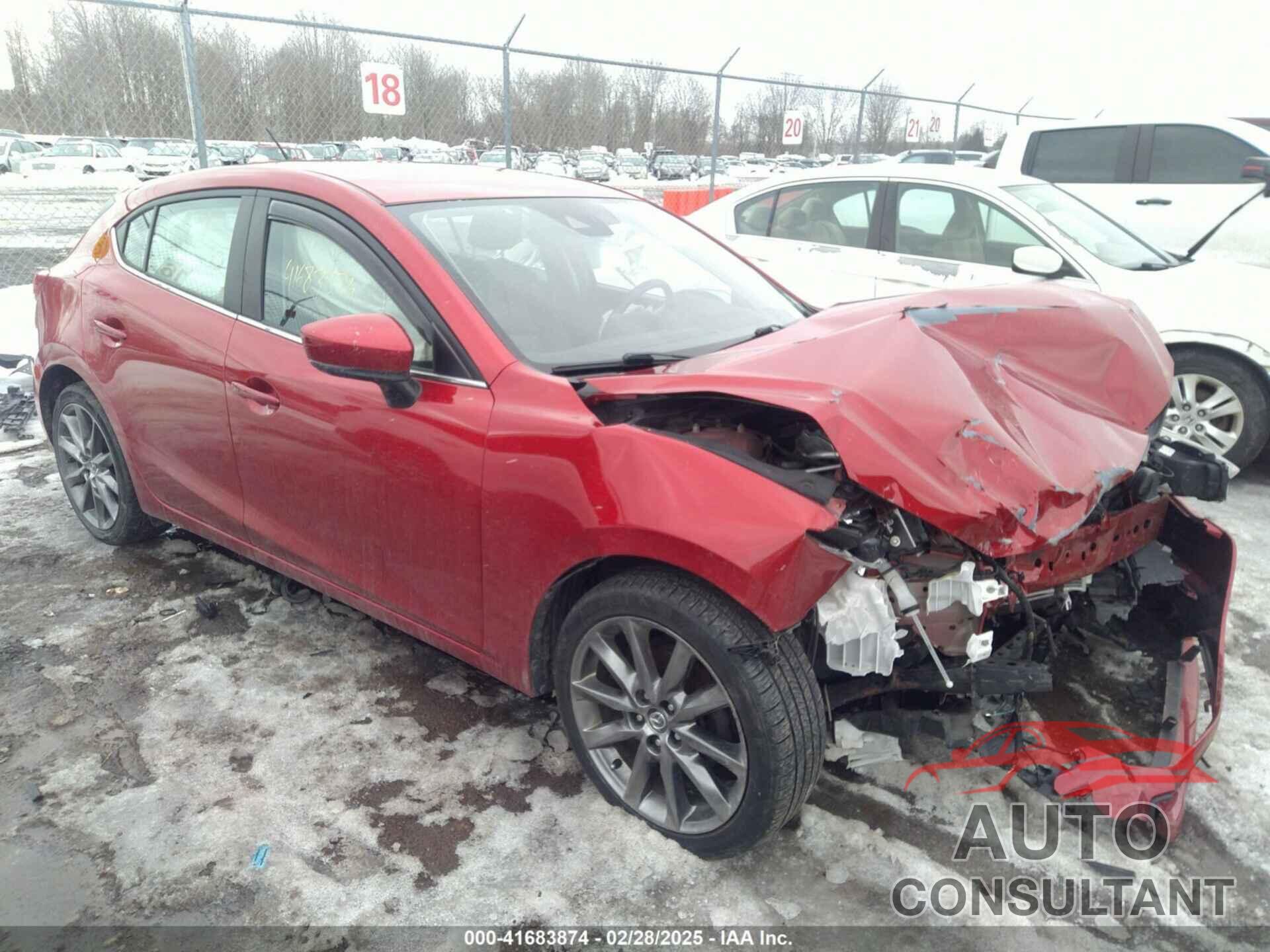 MAZDA MAZDA3 2018 - 3MZBN1L39JM173811
