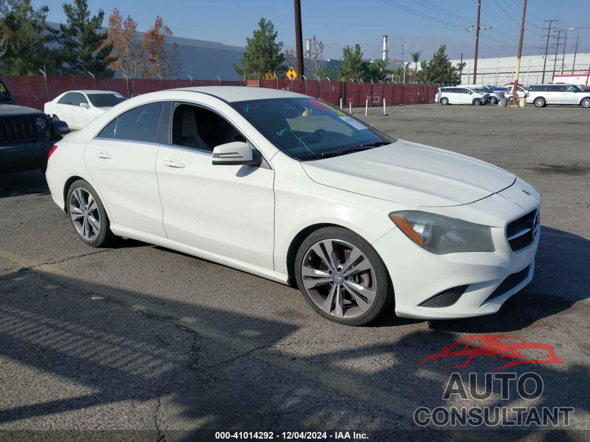 MERCEDES-BENZ CLA 250 2016 - WDDSJ4GB5GN366253