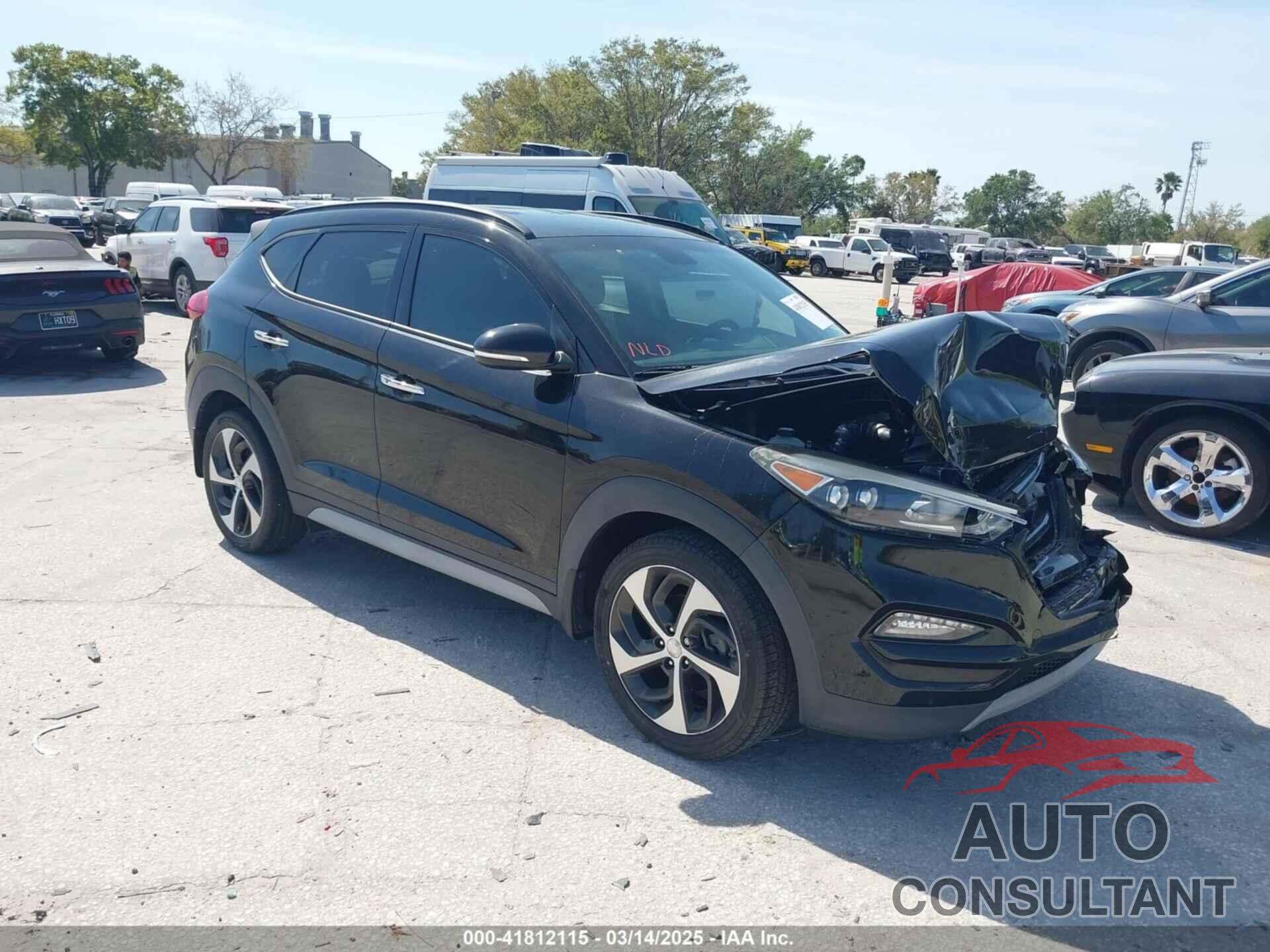 HYUNDAI TUCSON 2018 - KM8J33A23JU766971