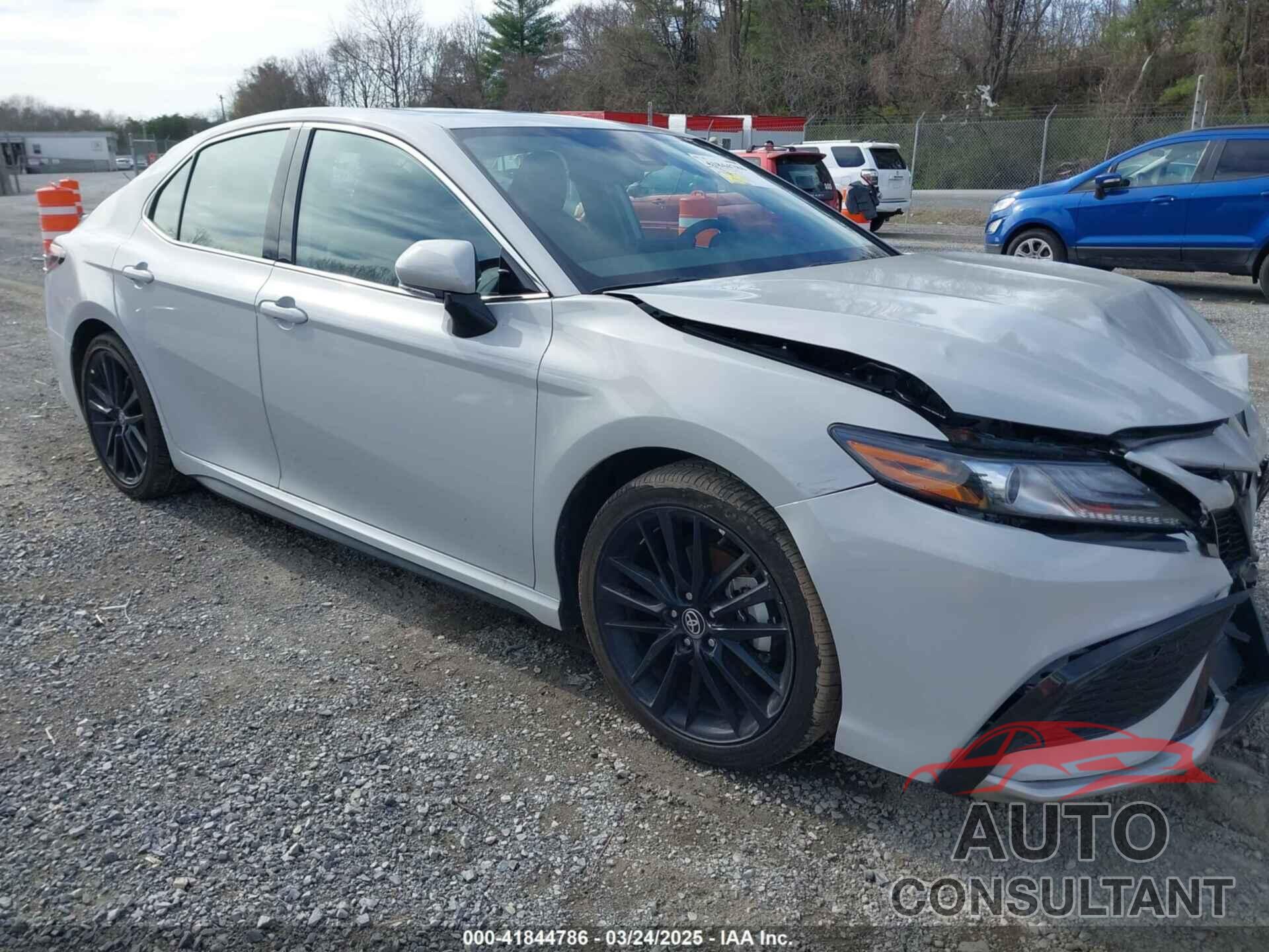 TOYOTA CAMRY HYBRID 2024 - 4T1K31AK8RU078386