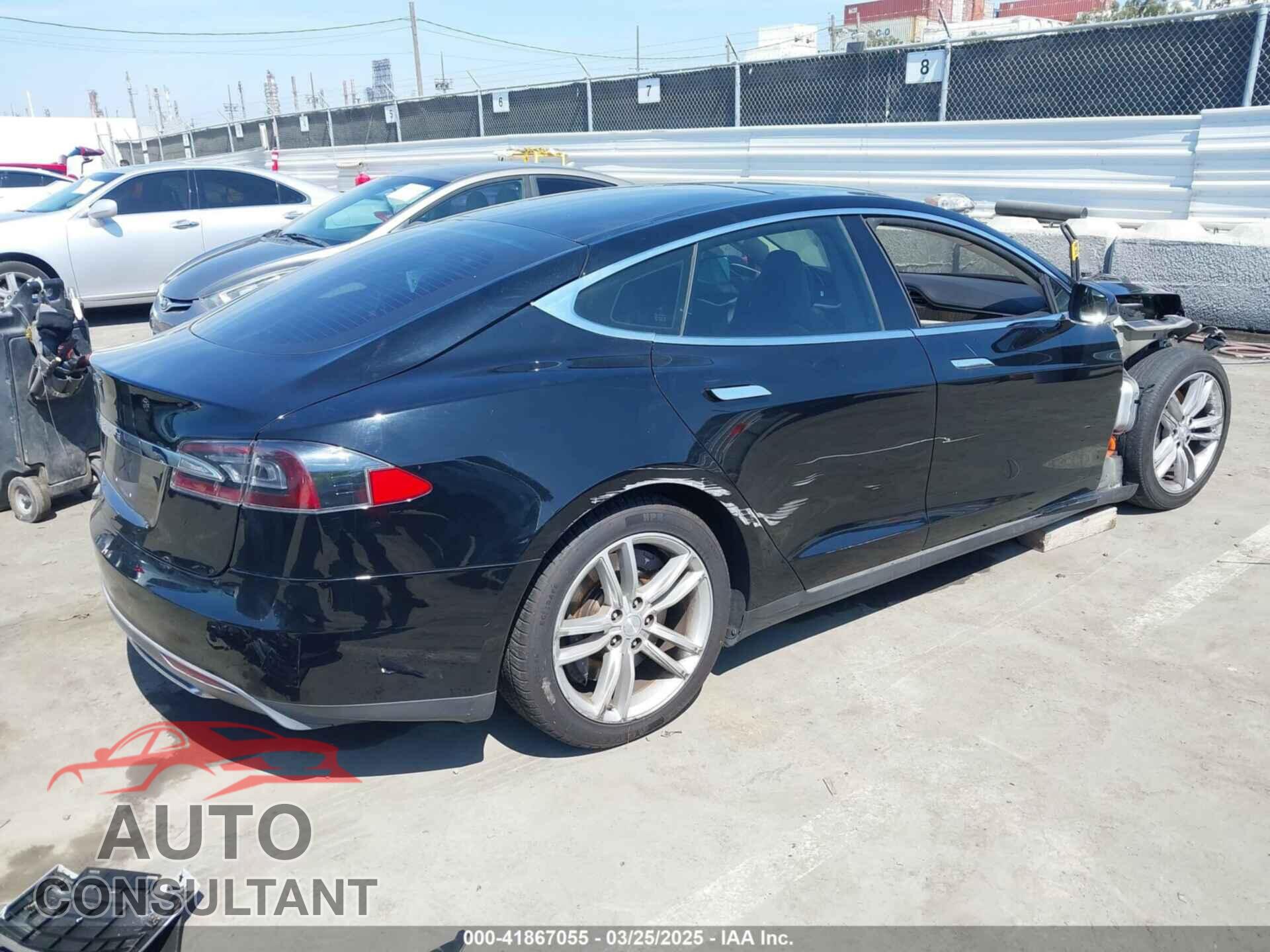TESLA MODEL S 2013 - 5YJSA1CNXDFP05981