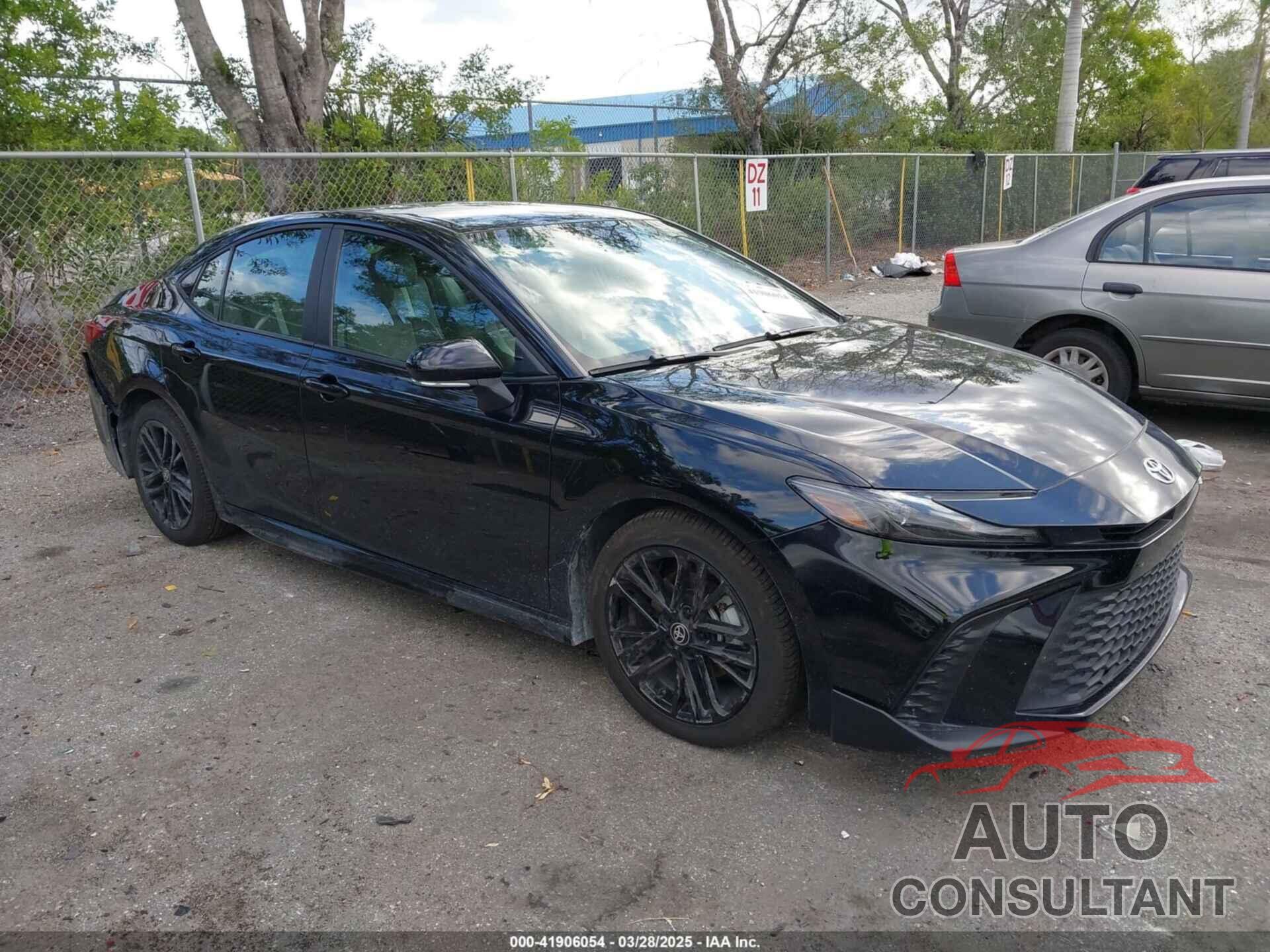 TOYOTA CAMRY 2025 - 4T1DAACK2SU513789