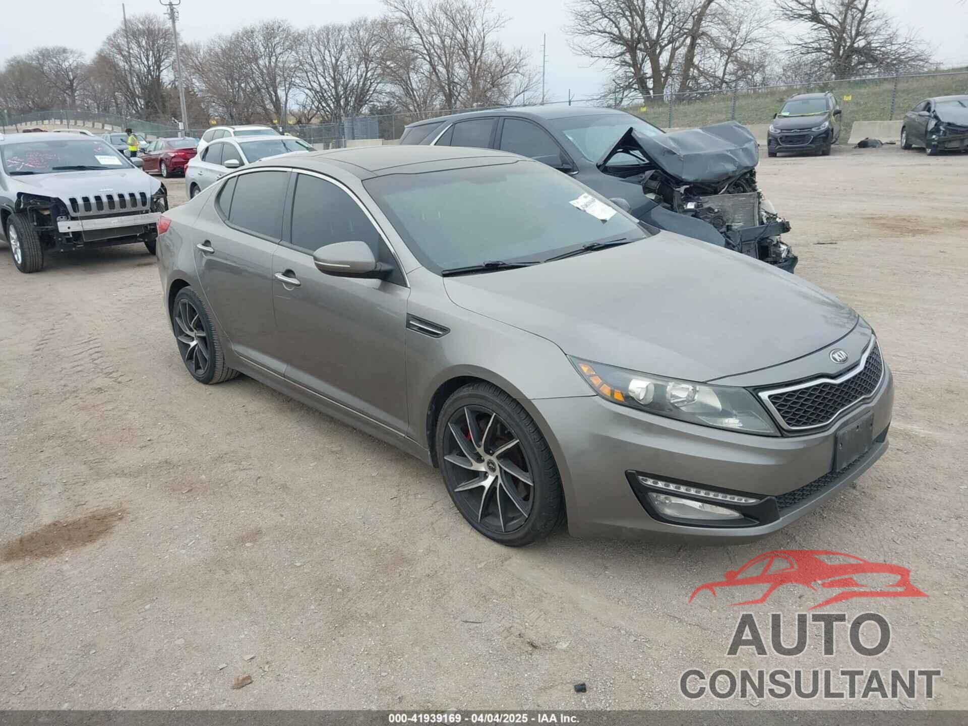 KIA OPTIMA 2013 - 5XXGR4A66DG094873