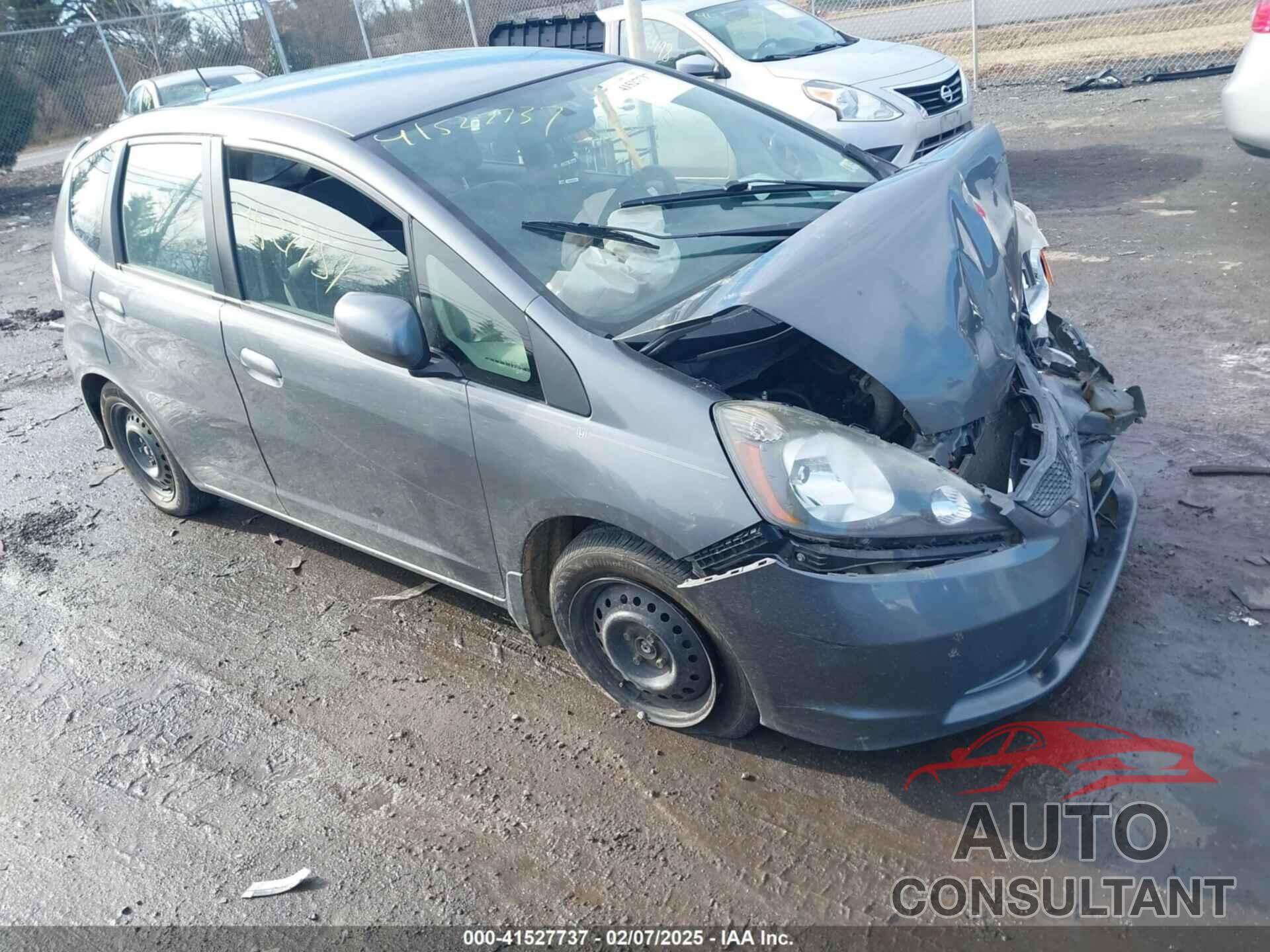 HONDA FIT 2013 - JHMGE8G37DC013779