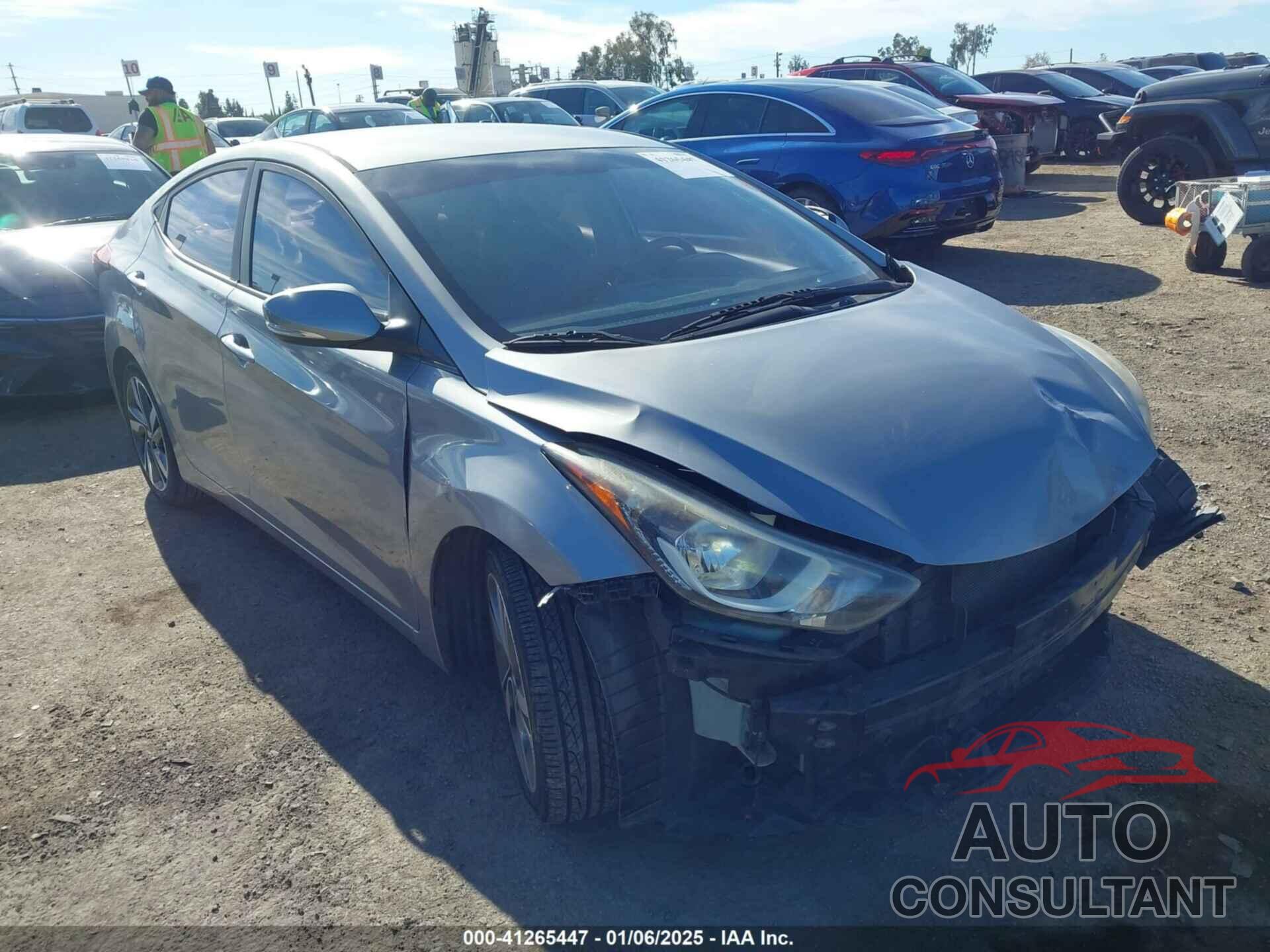 HYUNDAI ELANTRA 2015 - KMHDH4AE5FU440398