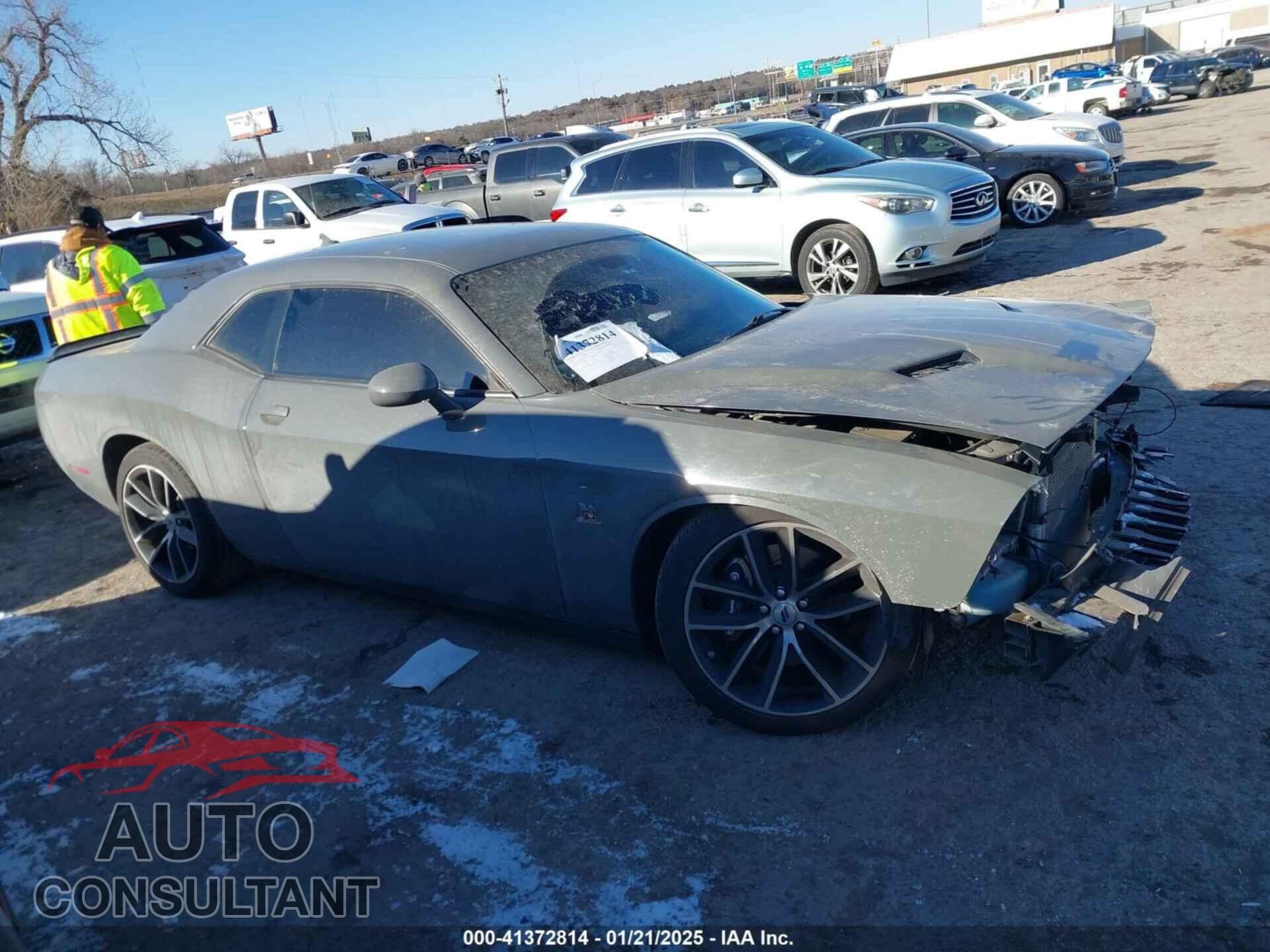 DODGE CHALLENGER 2017 - 2C3CDZFJ1HH592428