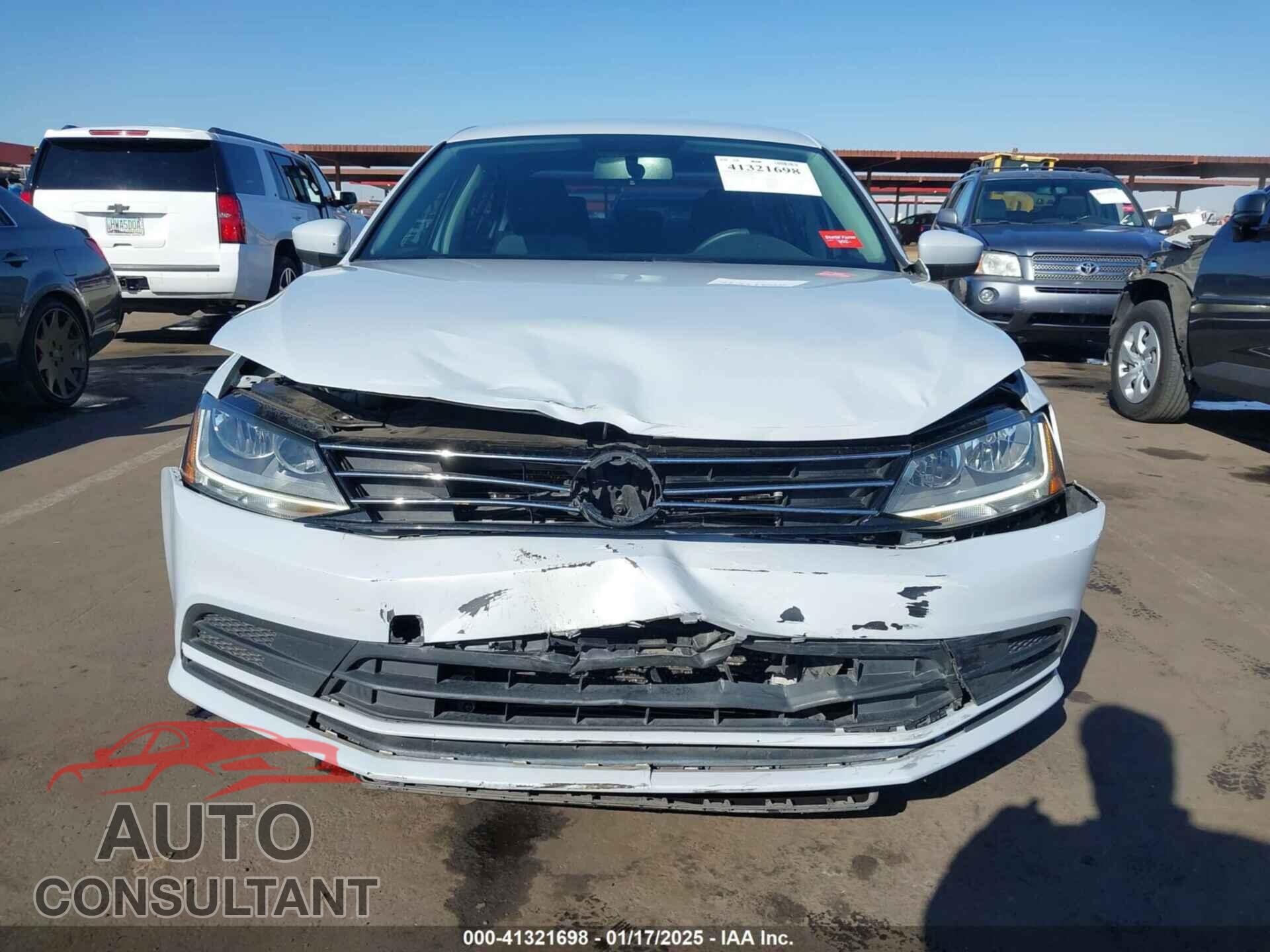 VOLKSWAGEN JETTA 2017 - 3VW2B7AJ2HM393587