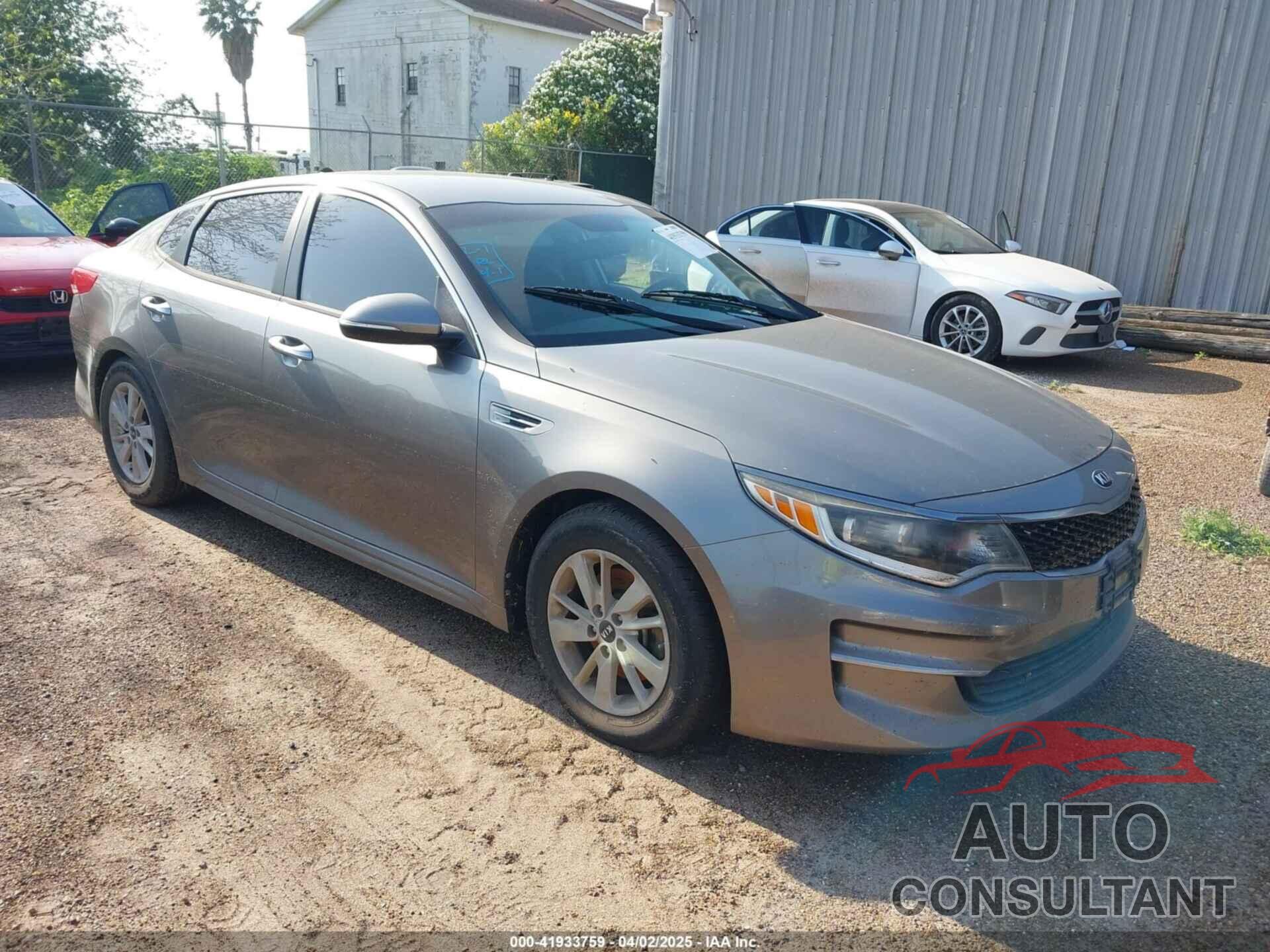 KIA OPTIMA 2018 - 5XXGT4L33JG212605