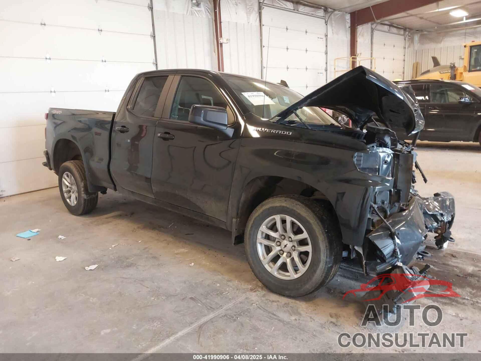 CHEVROLET SILVERADO 1500 2020 - 1GCRYEEK5LZ258005