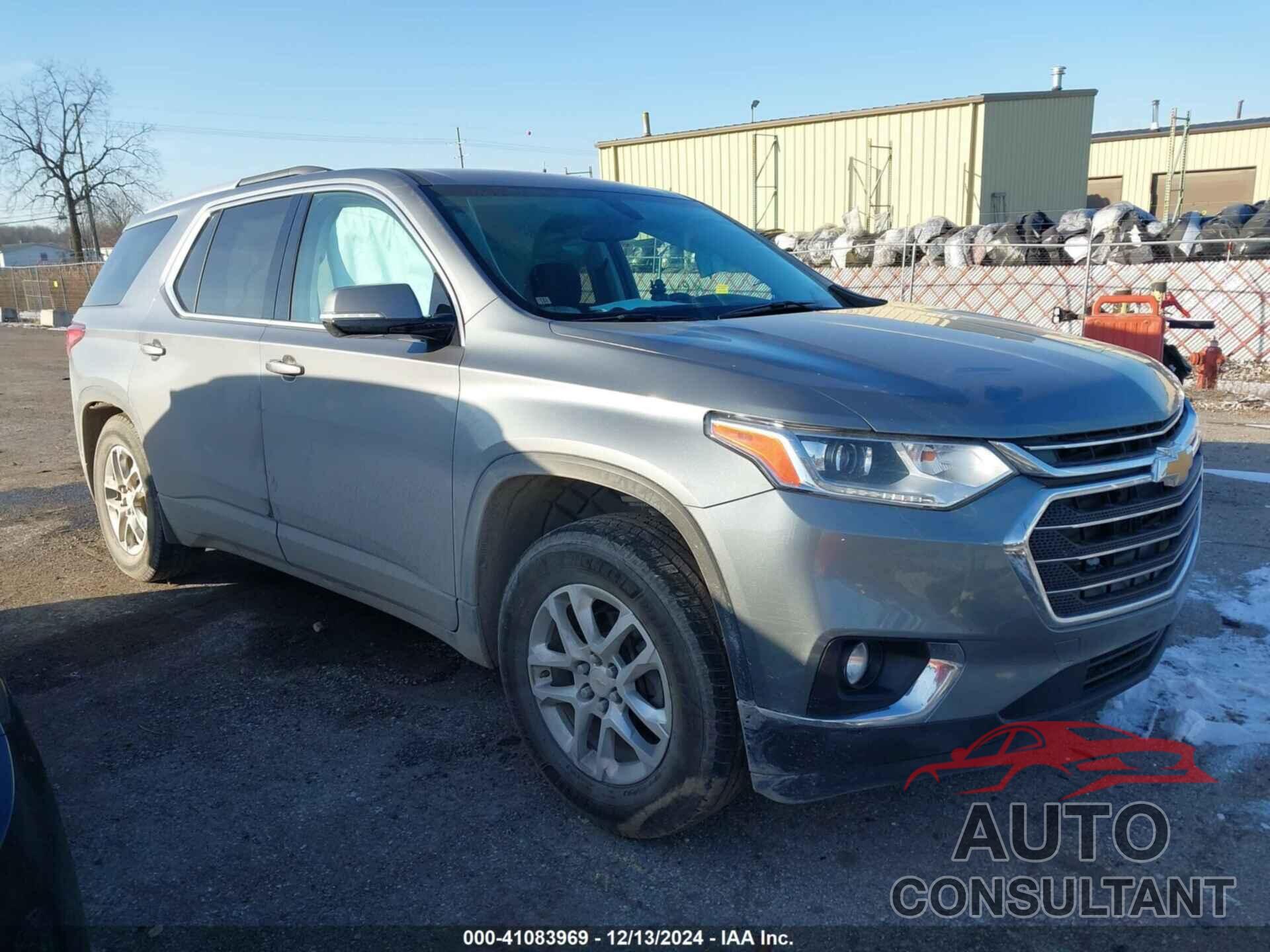 CHEVROLET TRAVERSE 2018 - 1GNERGKW3JJ165906