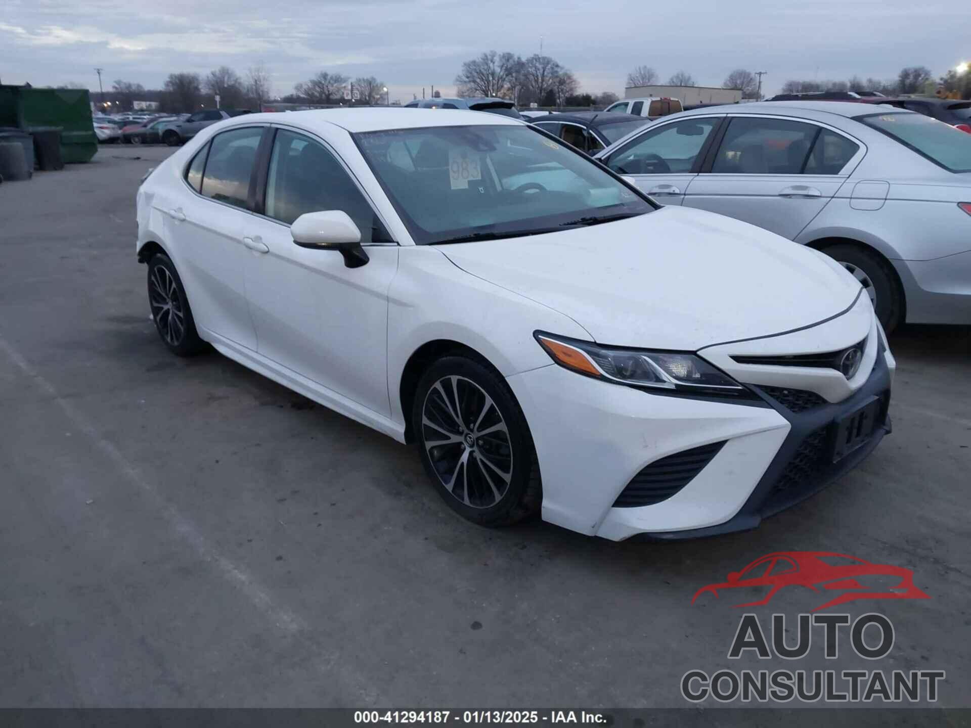 TOYOTA CAMRY 2019 - 4T1B11HK7KU187746