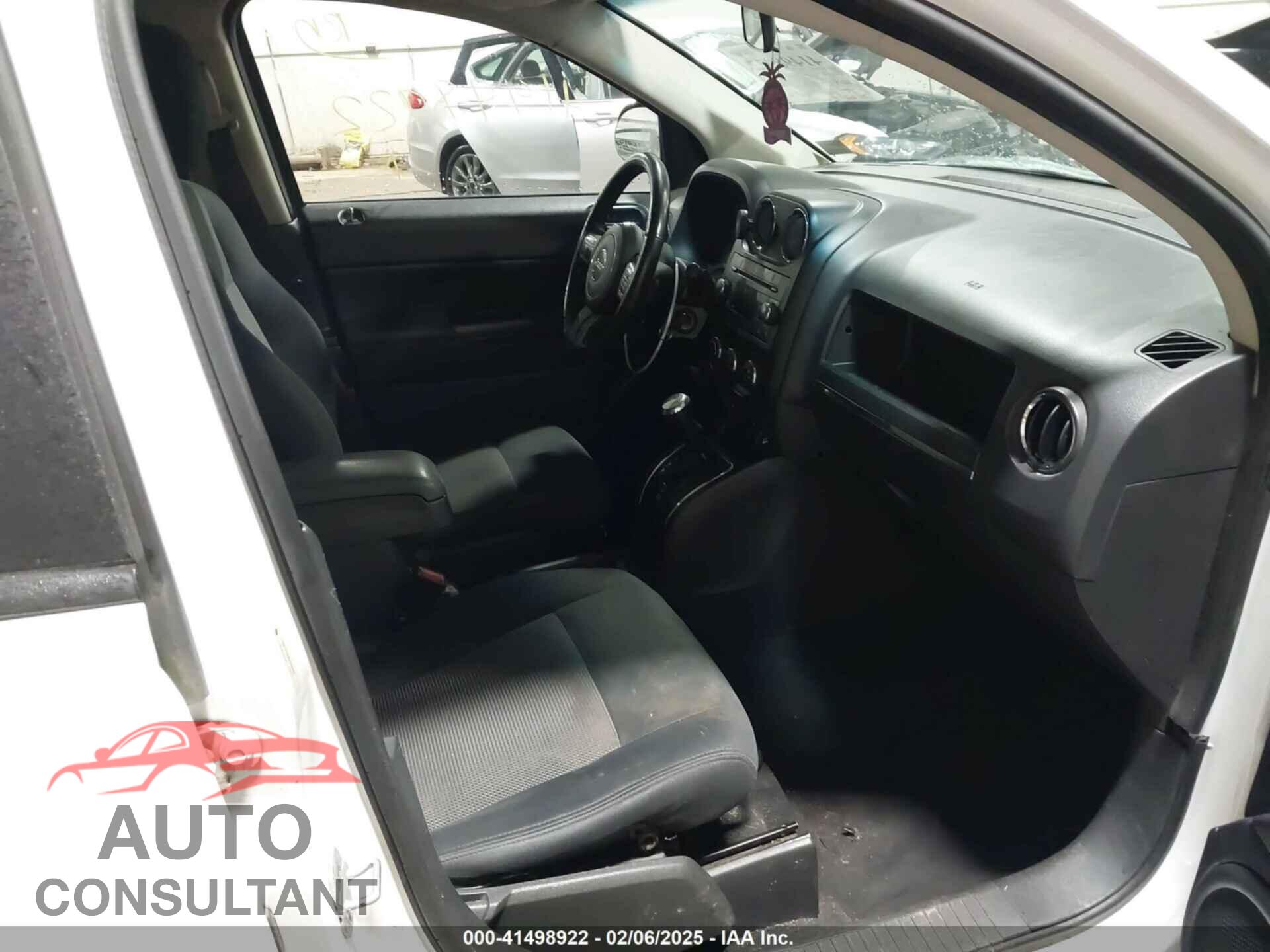 JEEP COMPASS 2011 - 1J4NF1FB5BD244462