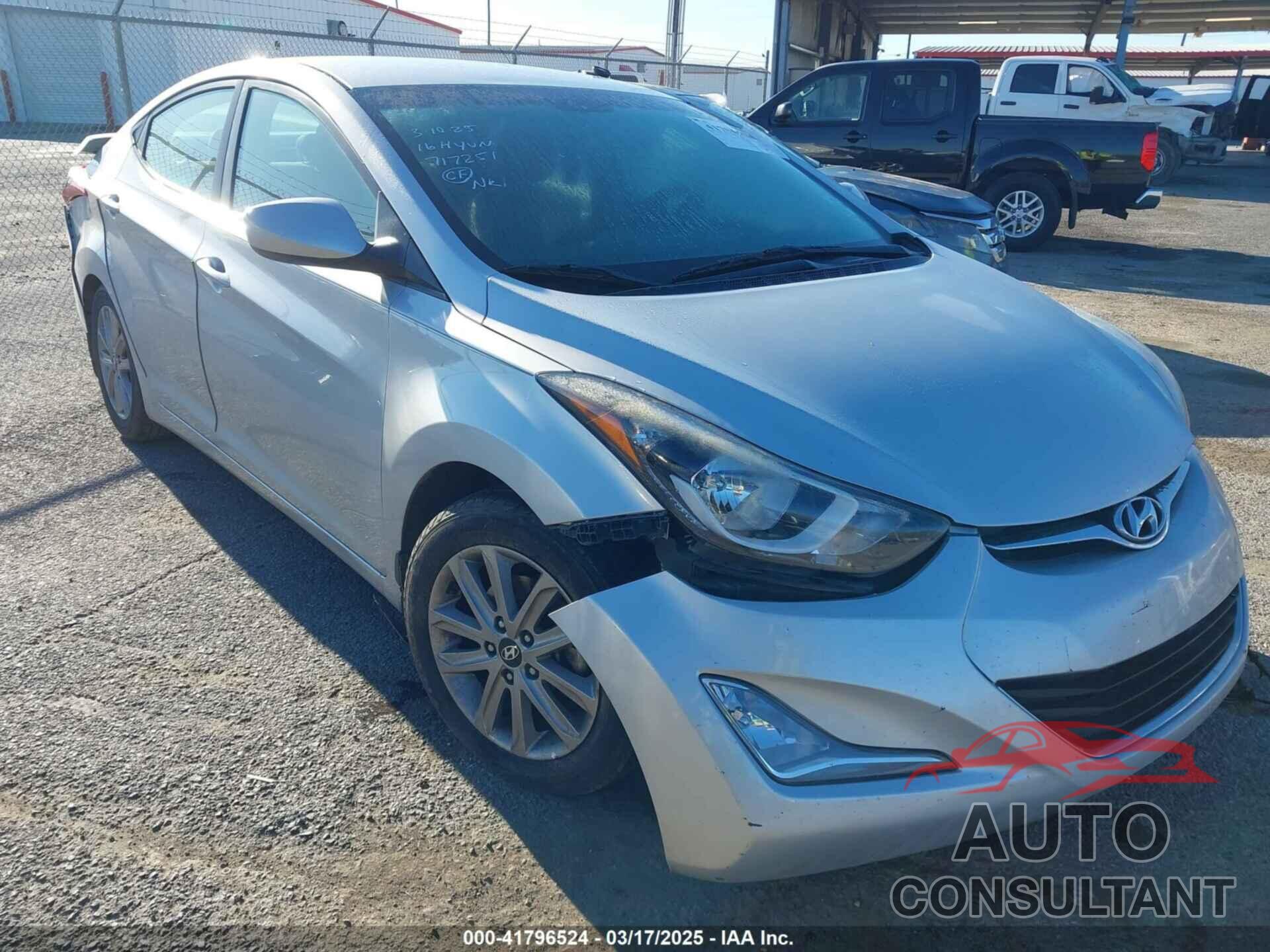 HYUNDAI ELANTRA 2016 - 5NPDH4AE2GH717251