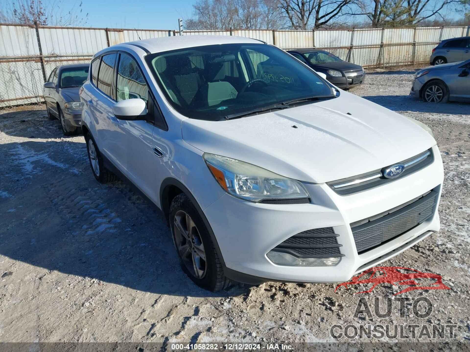 FORD ESCAPE 2015 - 1FMCU0GX2FUB13742