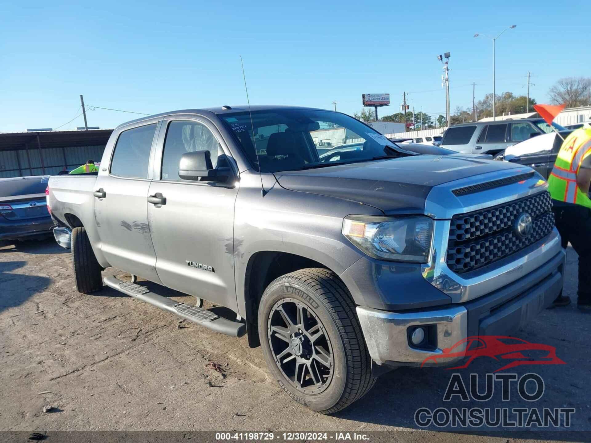 TOYOTA TUNDRA 2019 - 5TFEM5F14KX142434