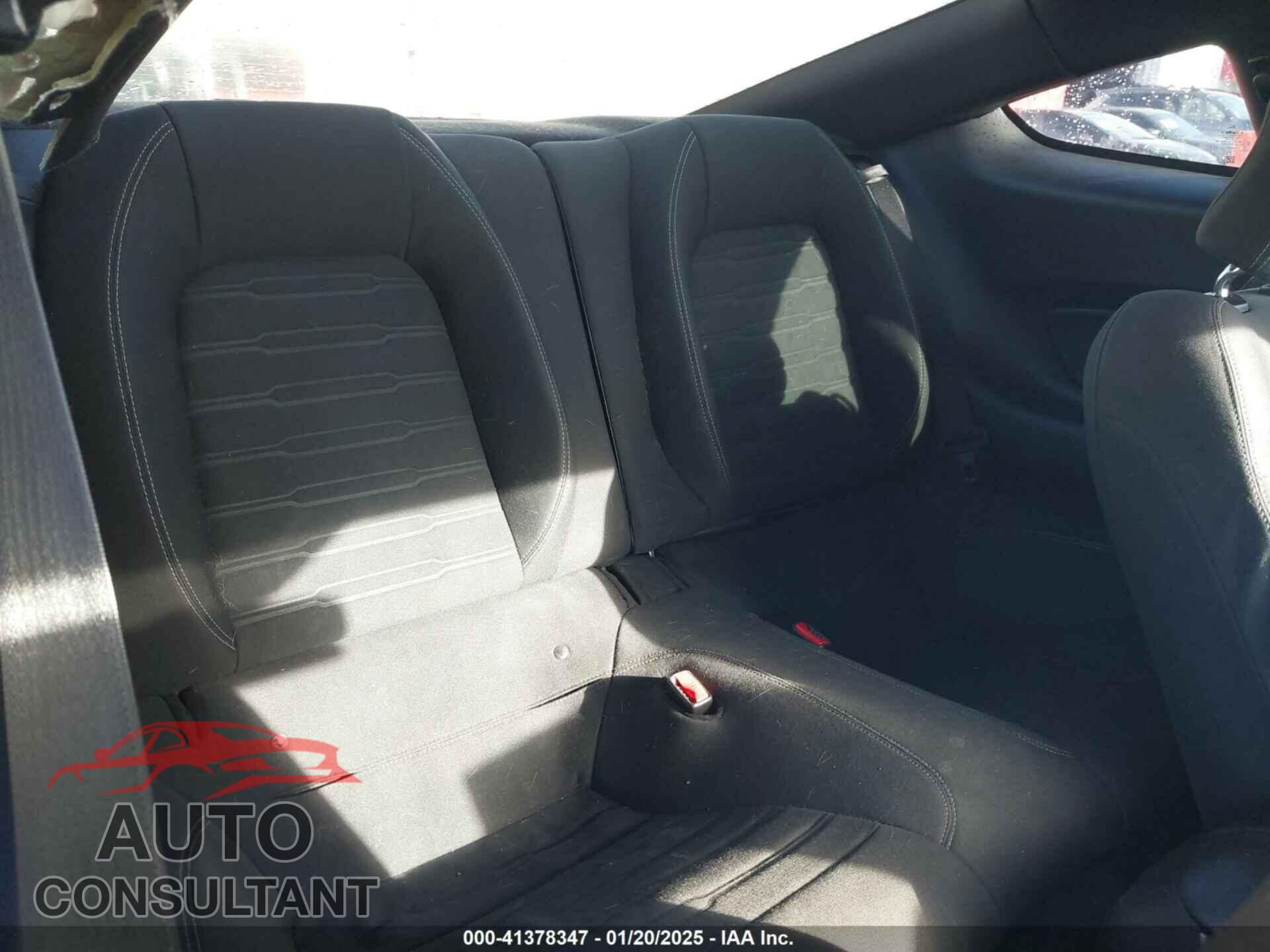 FORD MUSTANG 2015 - 1FA6P8TH7F5351477