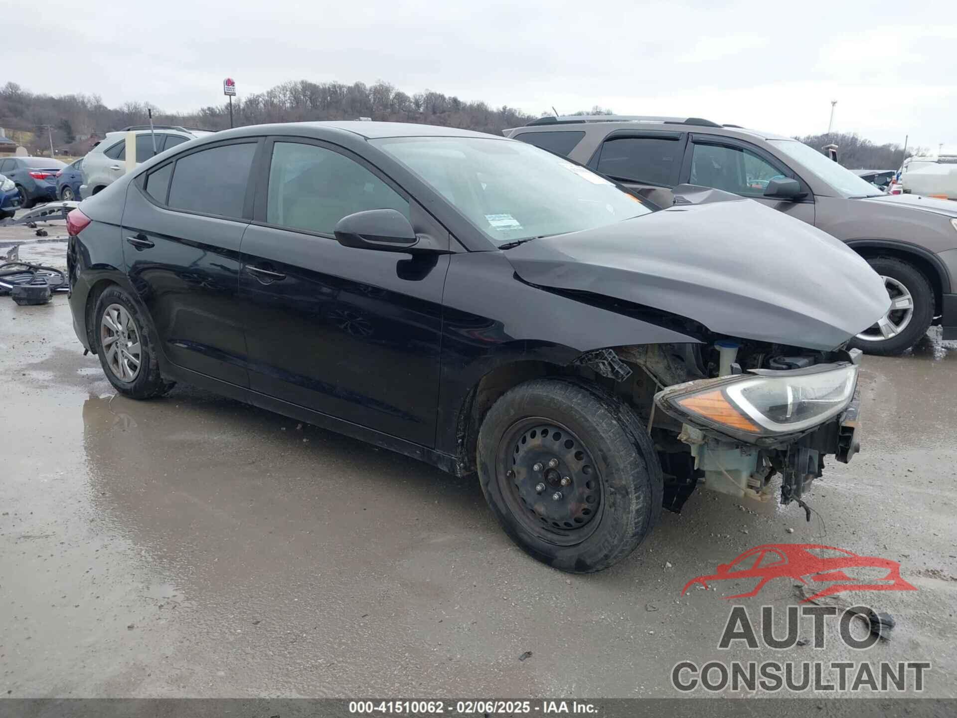 HYUNDAI ELANTRA 2017 - KMHD74LF6HU156080