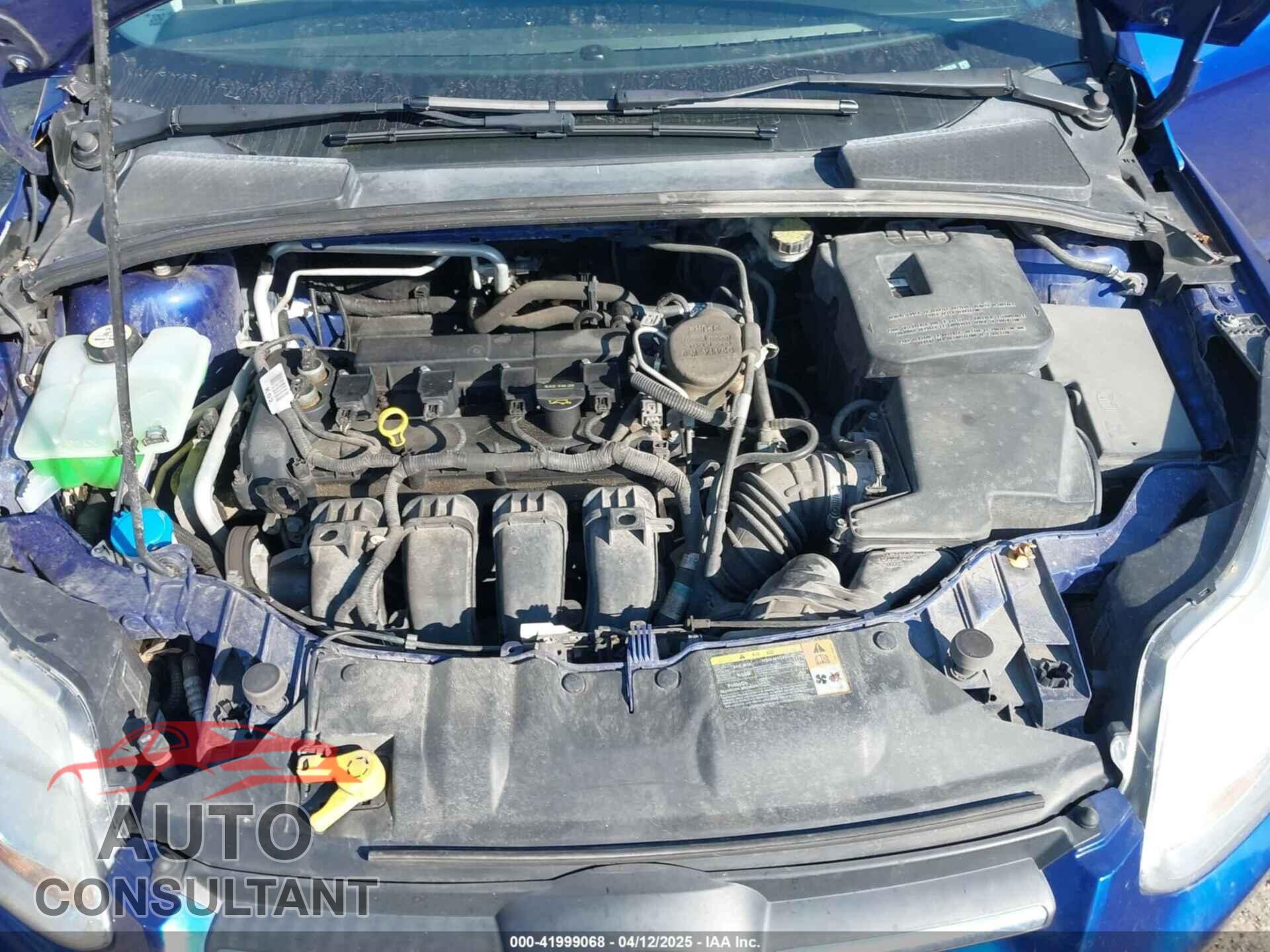 FORD FOCUS 2012 - 1FAHP3K28CL297610