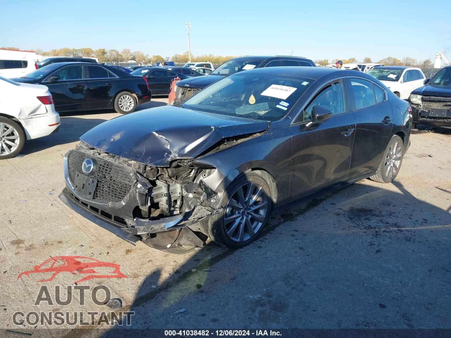 MAZDA MAZDA3 2021 - JM1BPABL4M1337370