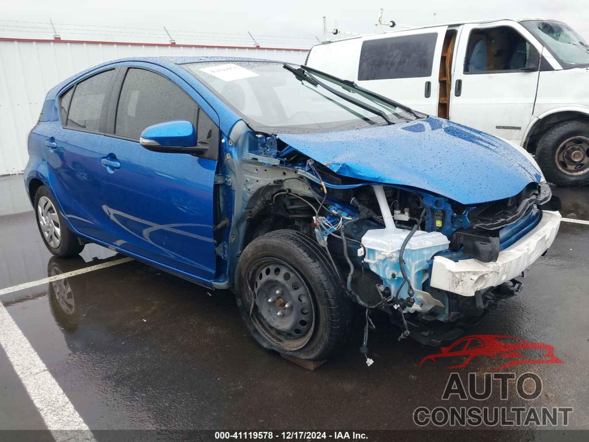 TOYOTA PRIUS C 2015 - JTDKDTB32F1112033