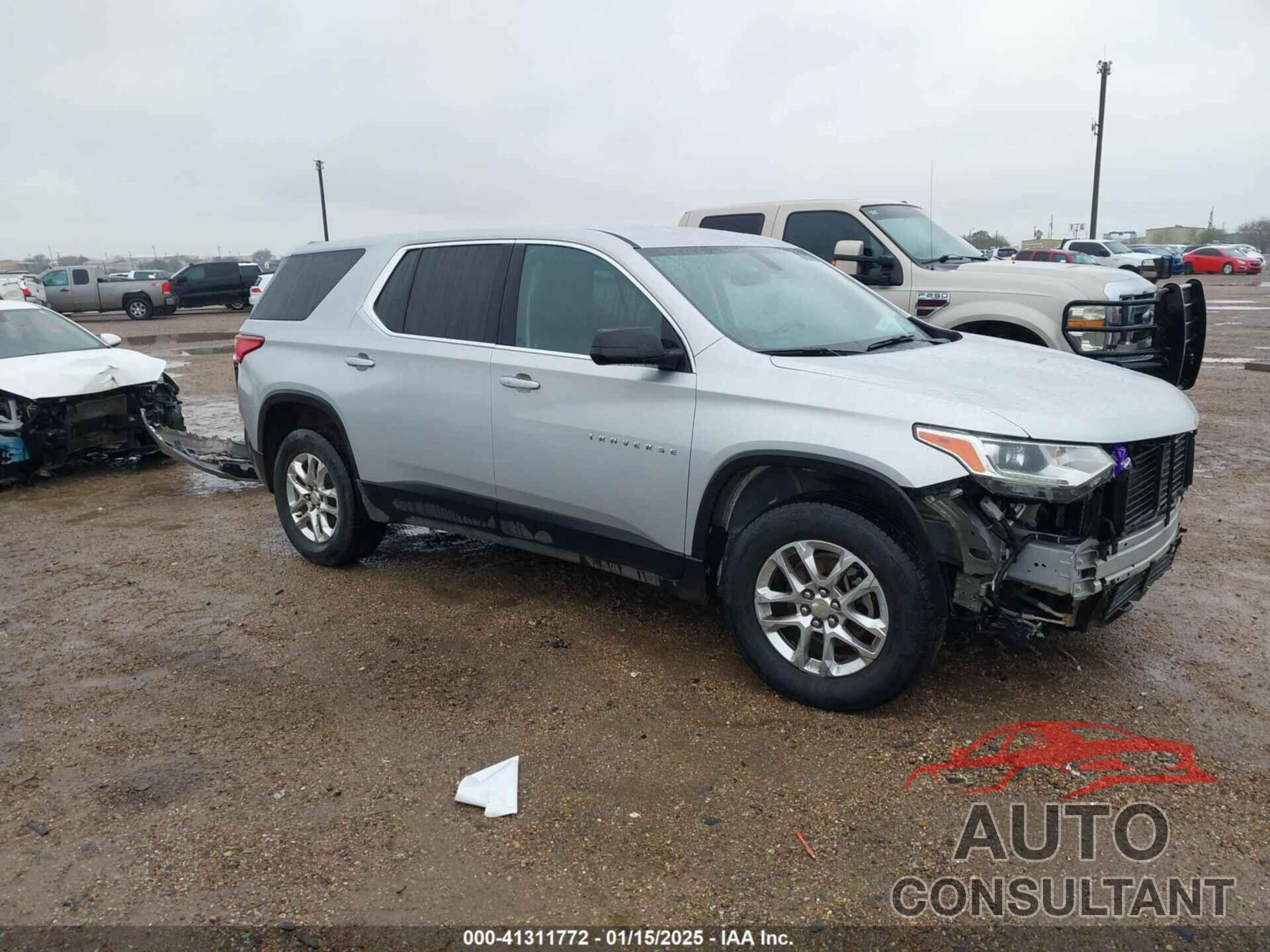 CHEVROLET TRAVERSE 2019 - 1GNERFKW4KJ300130