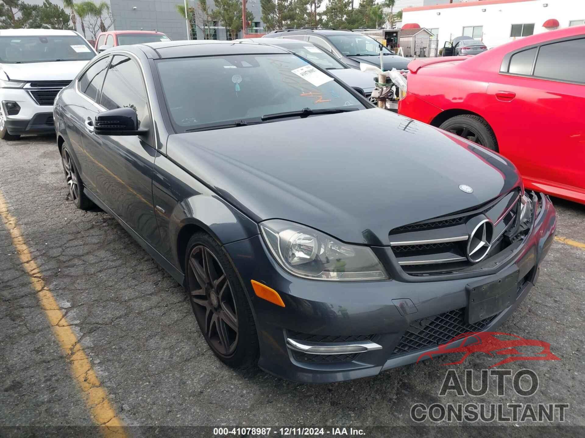 MERCEDES-BENZ C 250 2013 - WDDGJ4HB3DF993026