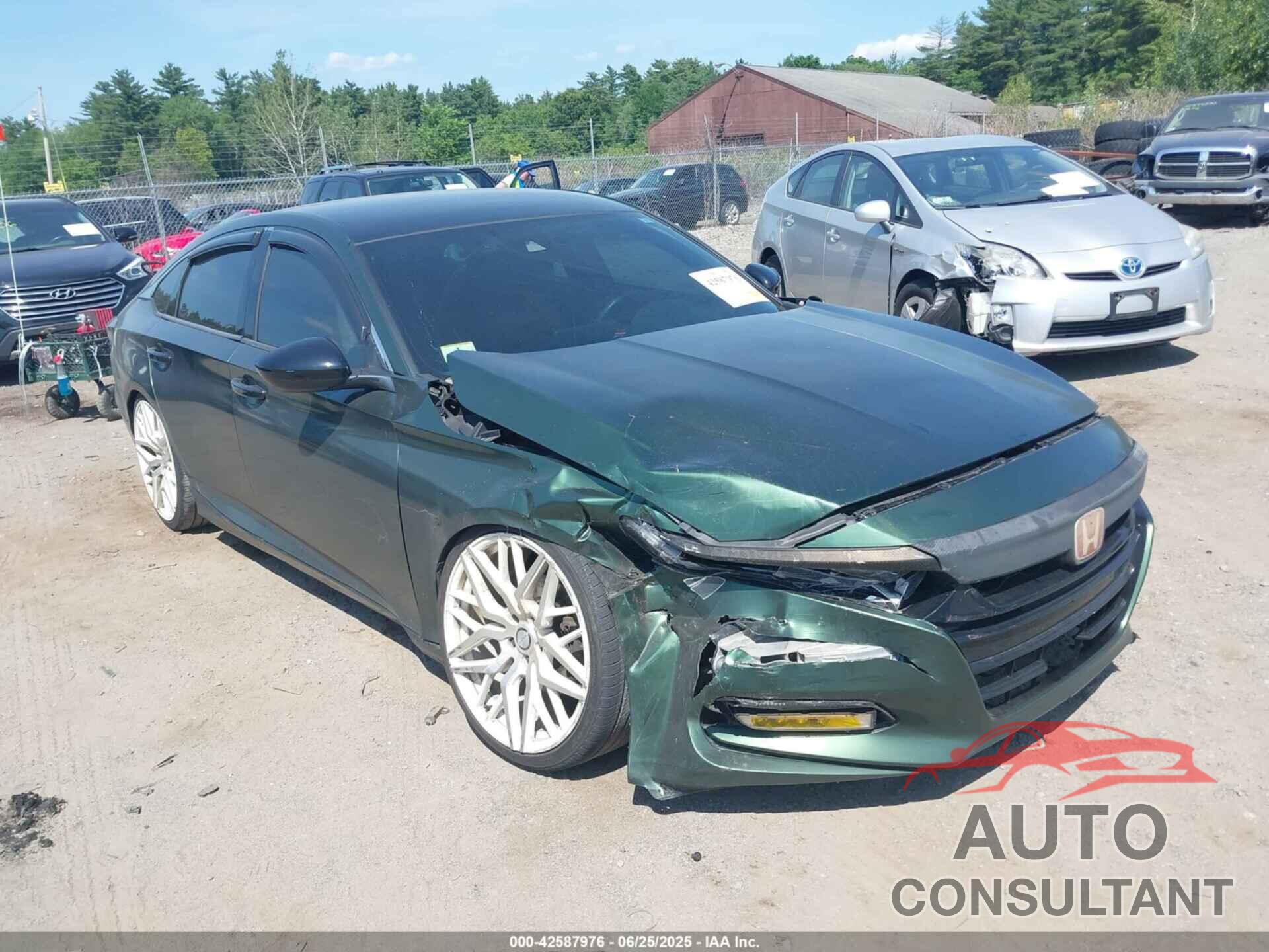 HONDA ACCORD 2019 - 1HGCV1F32KA109080