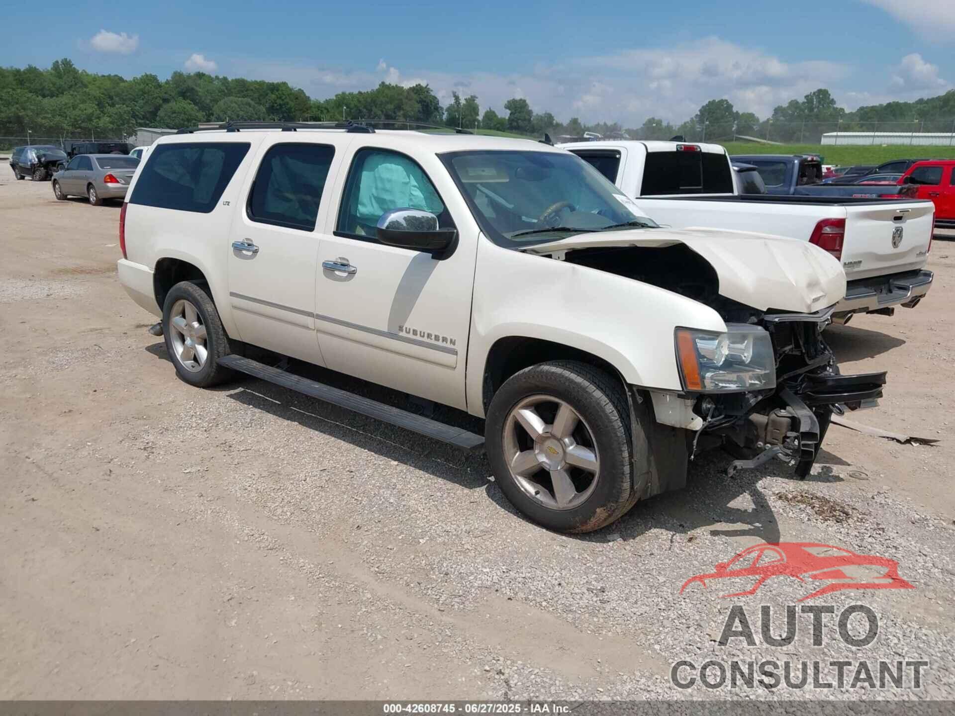 CHEVROLET SUBURBAN 1500 2013 - 1GNSKKE7XDR273749