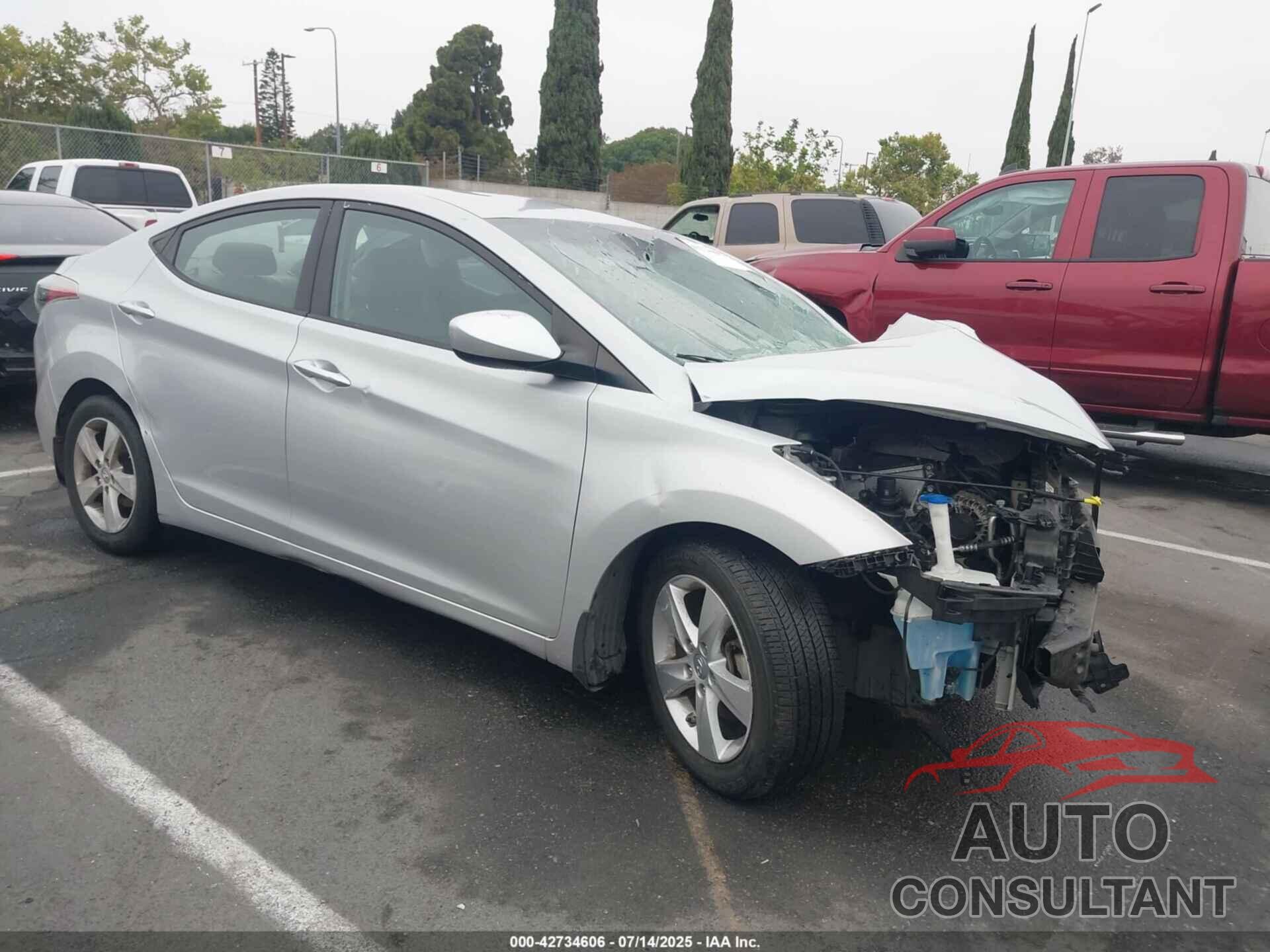 HYUNDAI ELANTRA 2013 - KMHDH4AEXDU753542
