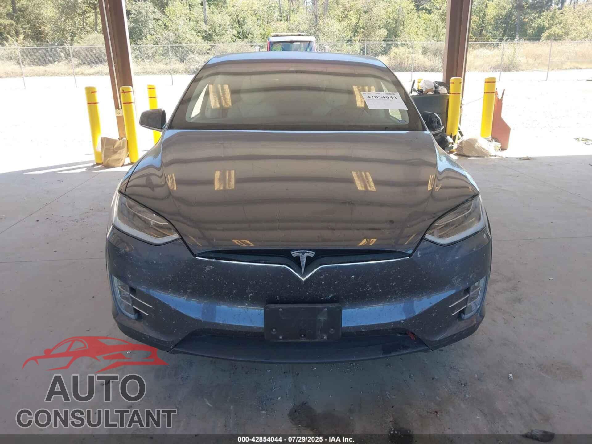 TESLA MODEL X 2016 - 5YJXCBE21GF003545