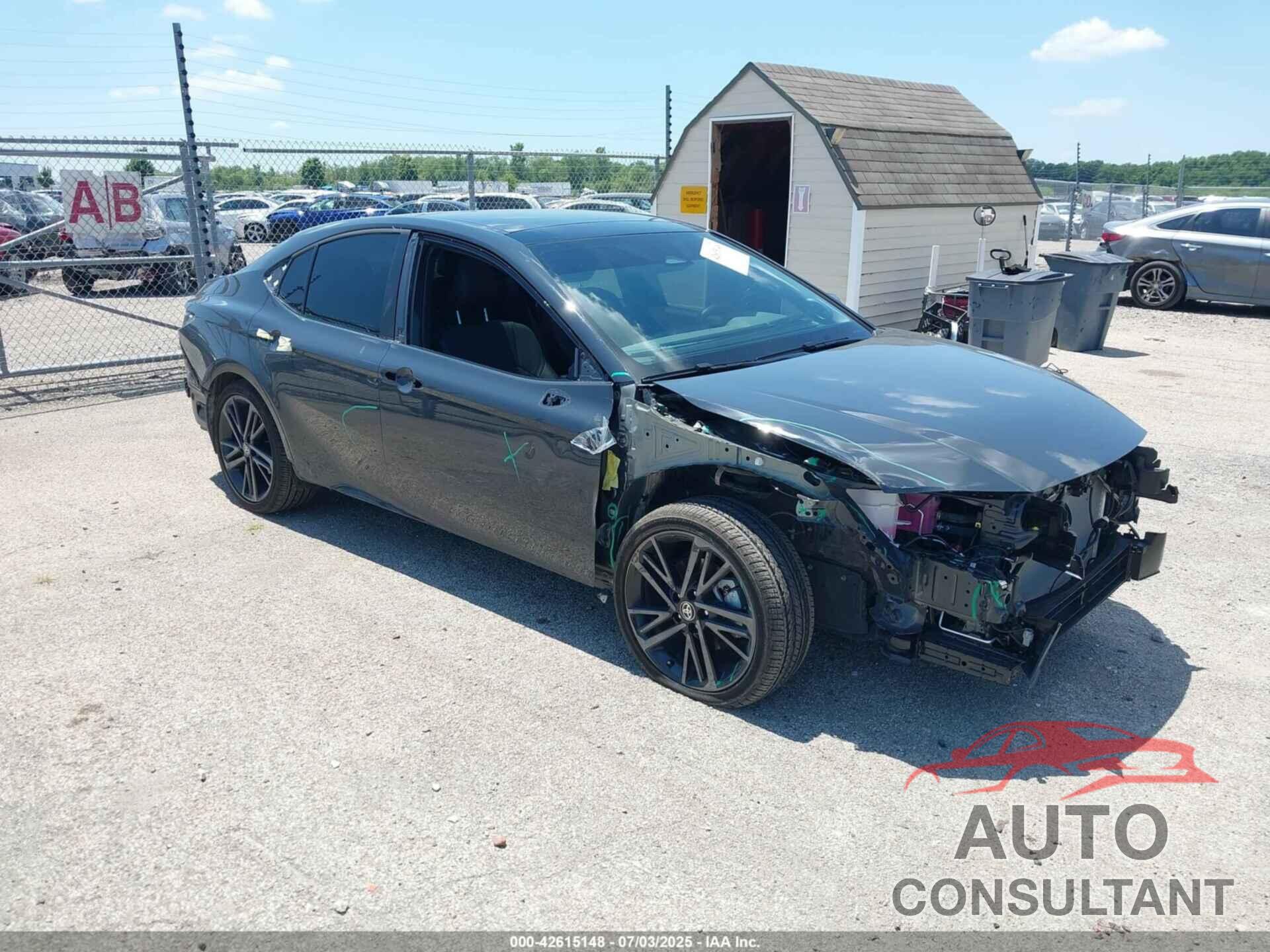 TOYOTA CAMRY 2025 - 4T1DBADK6SU504606
