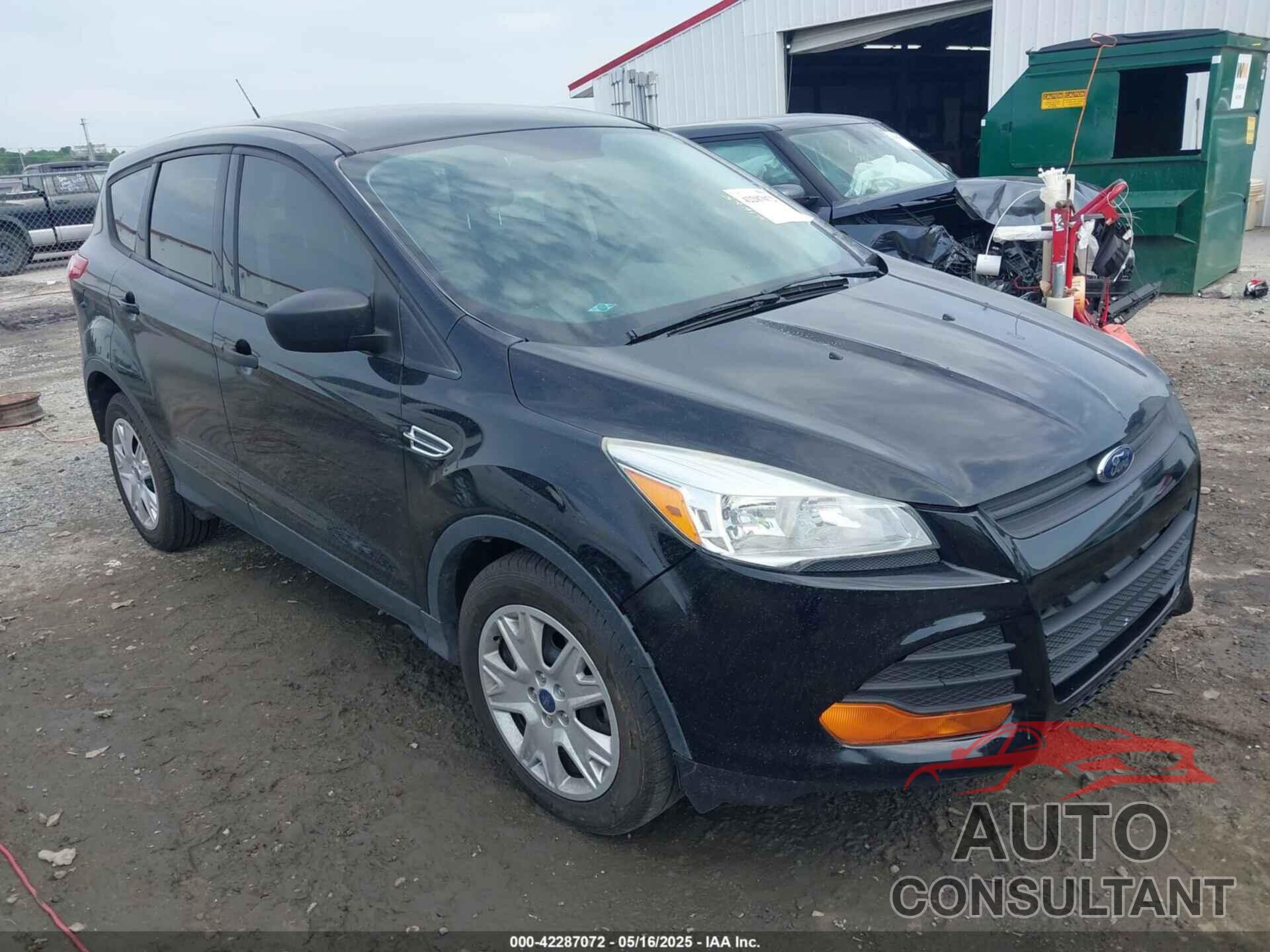 FORD ESCAPE 2016 - 1FMCU0F73GUA90300